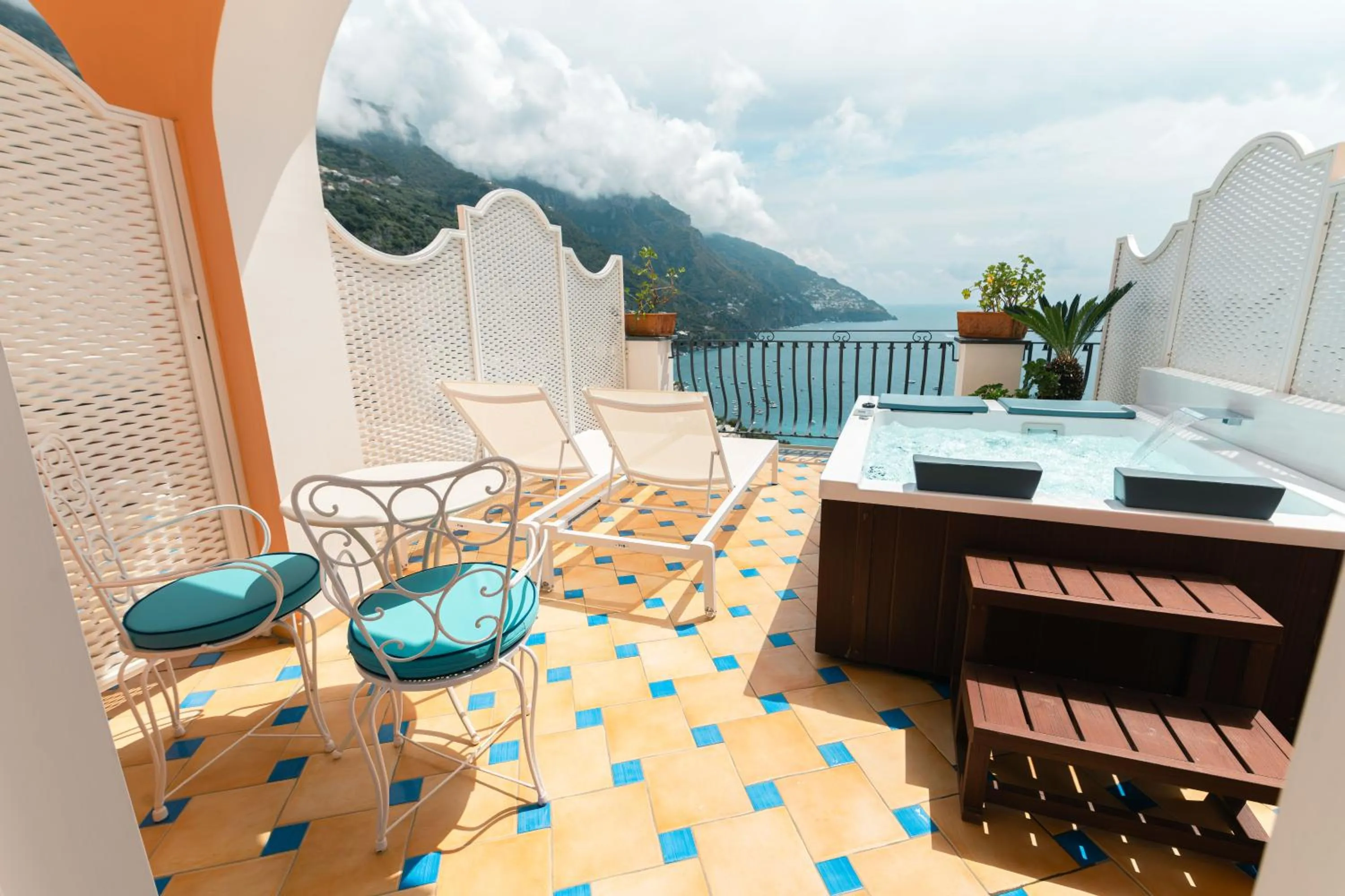 King Suite with Spa Bath in Hotel Conca d'Oro