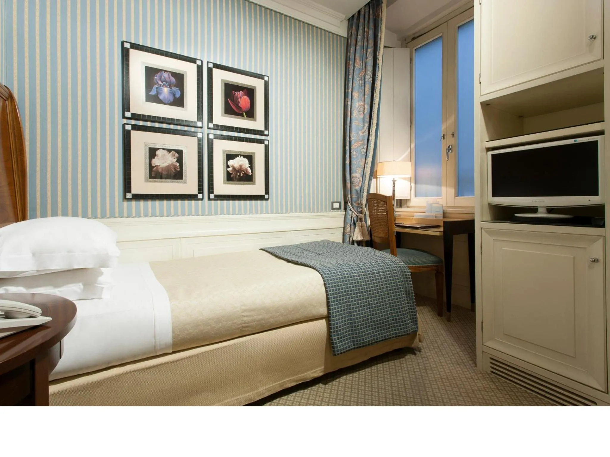 Single Room in Stendhal Hotel