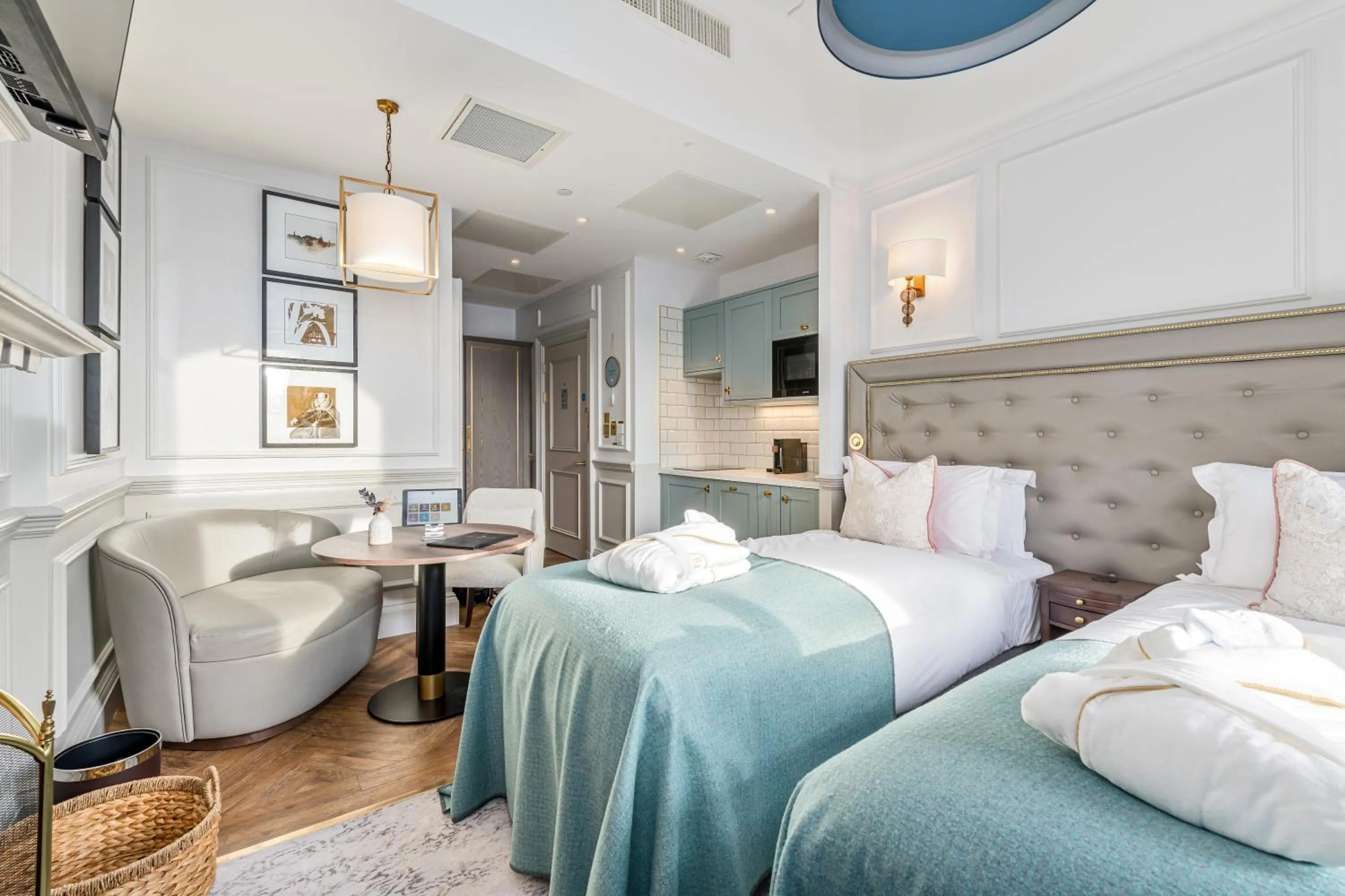 Boulevard Apartment in RÌGH Residences - George Street