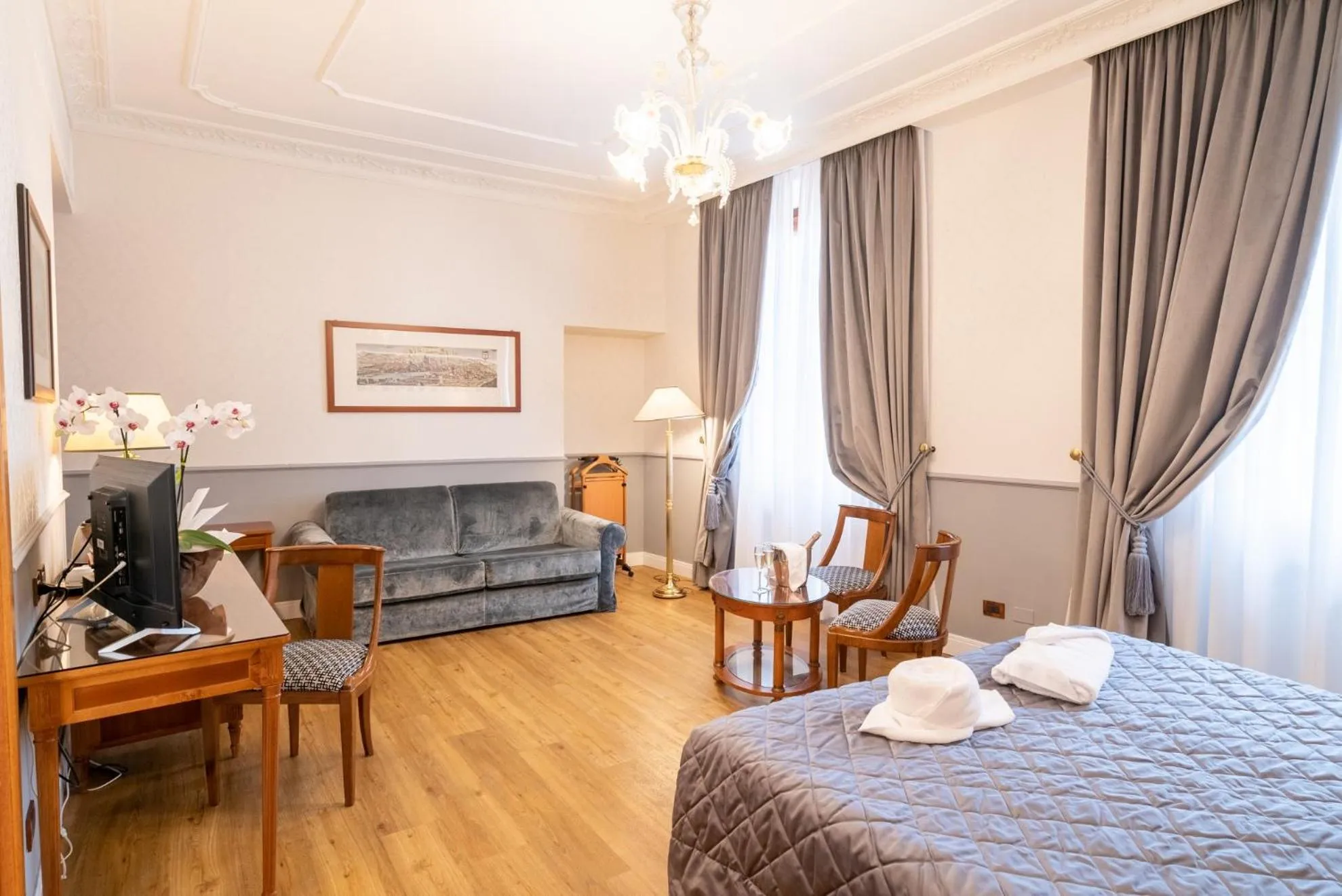 Family Room in Strozzi Palace Hotel