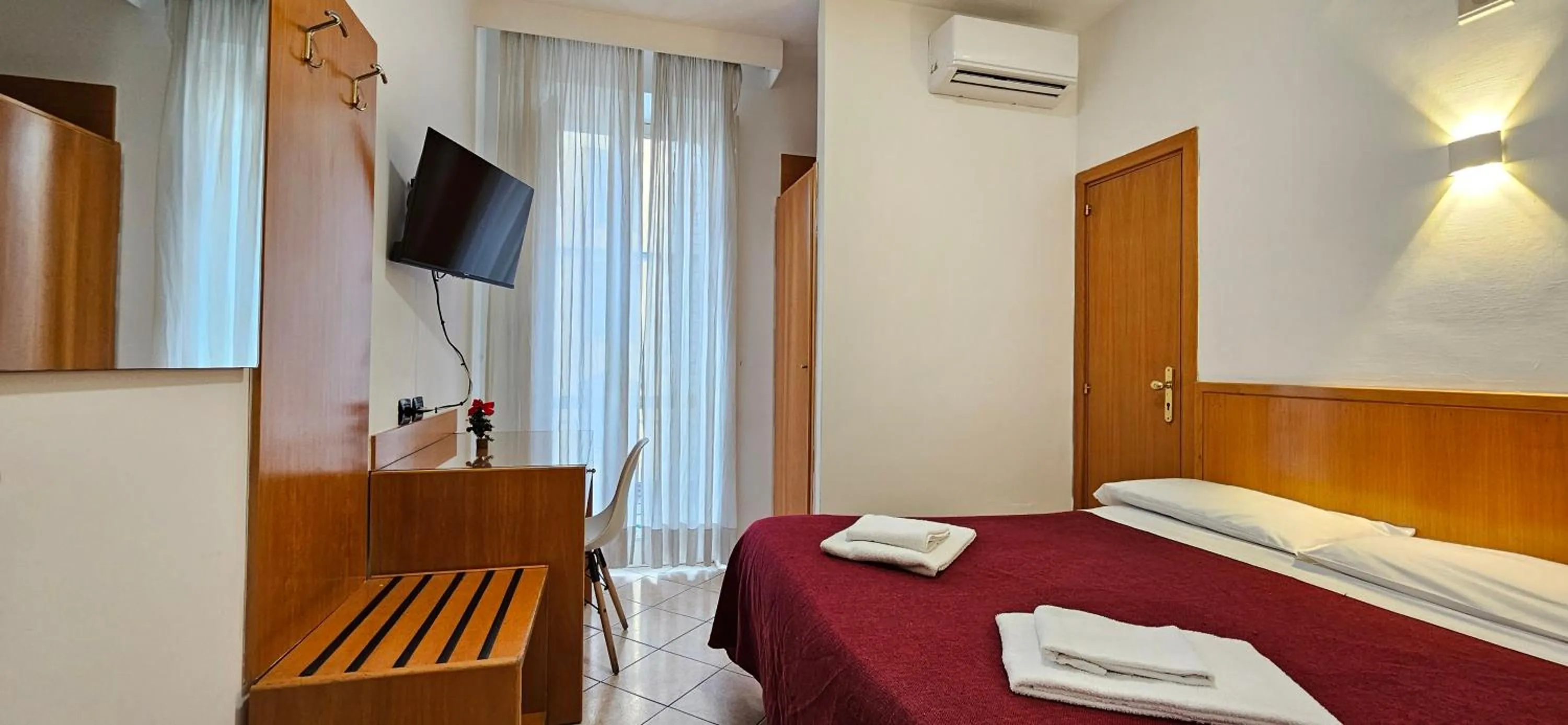 Double Room in Hotel Zara Napoli