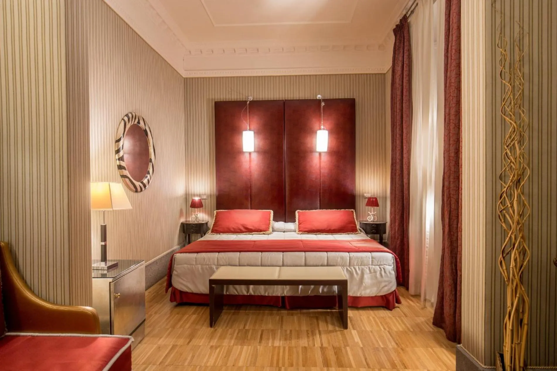 Luxury Triple Room in Hotel Morgana