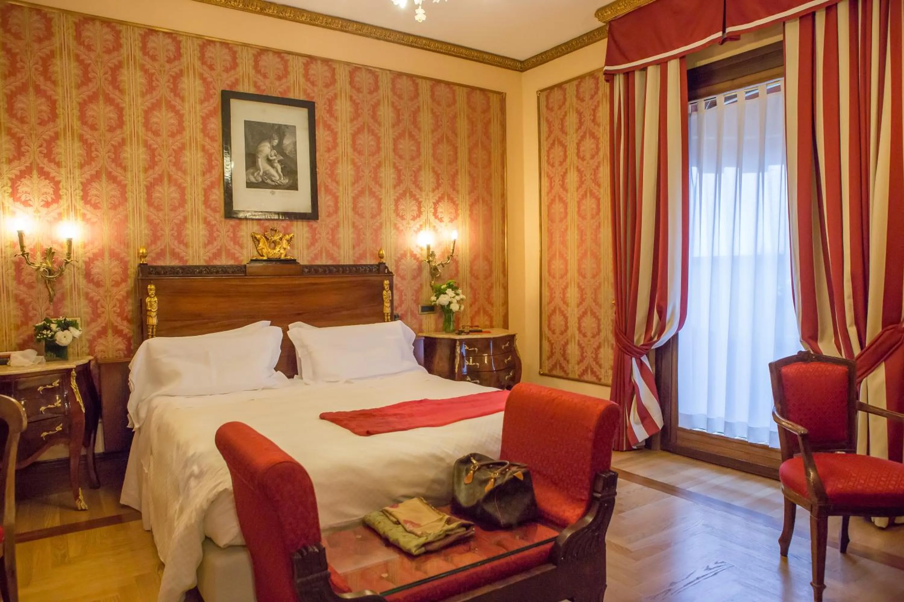 Grand Deluxe Double Room in Due Torri Hotel