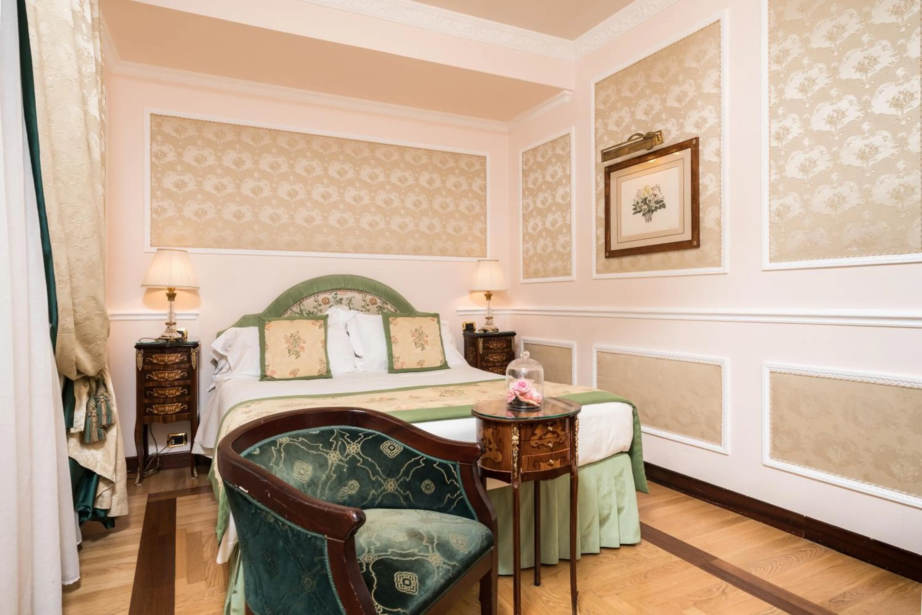 Classic Double or Twin Room in Hotel Bernini Palace