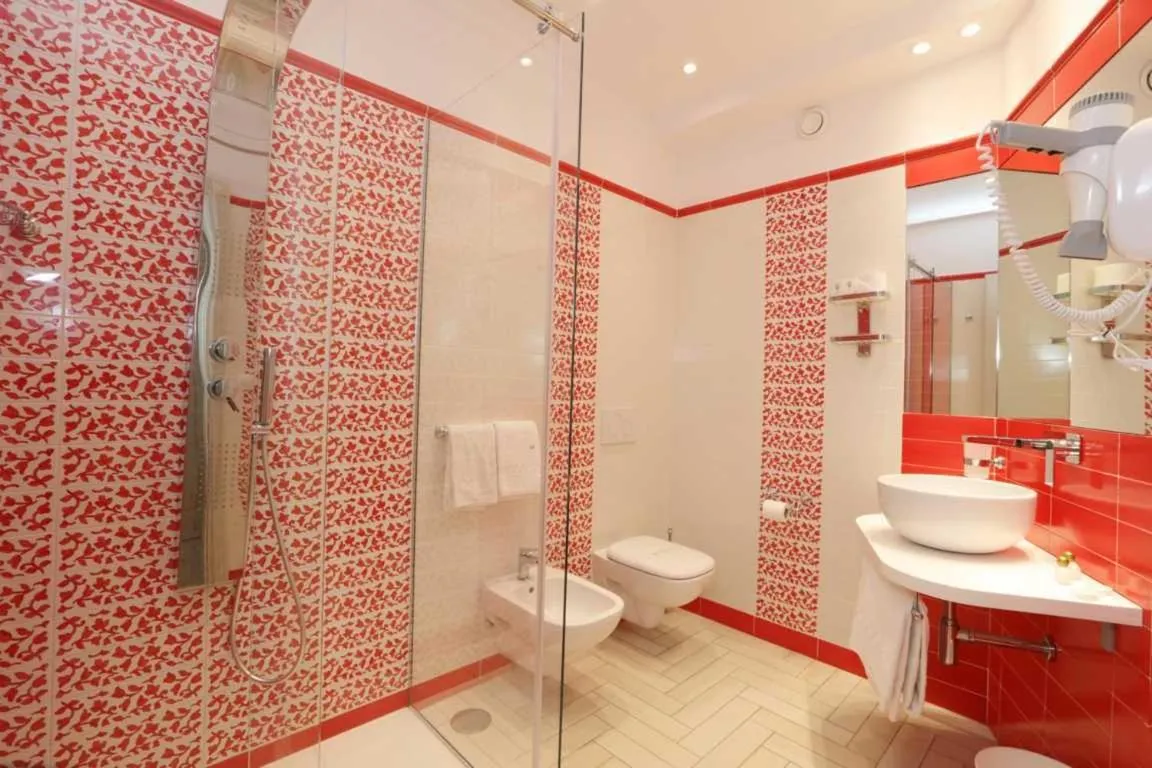 Deluxe Double Room with Sea View in Hotel La Vue d'Or