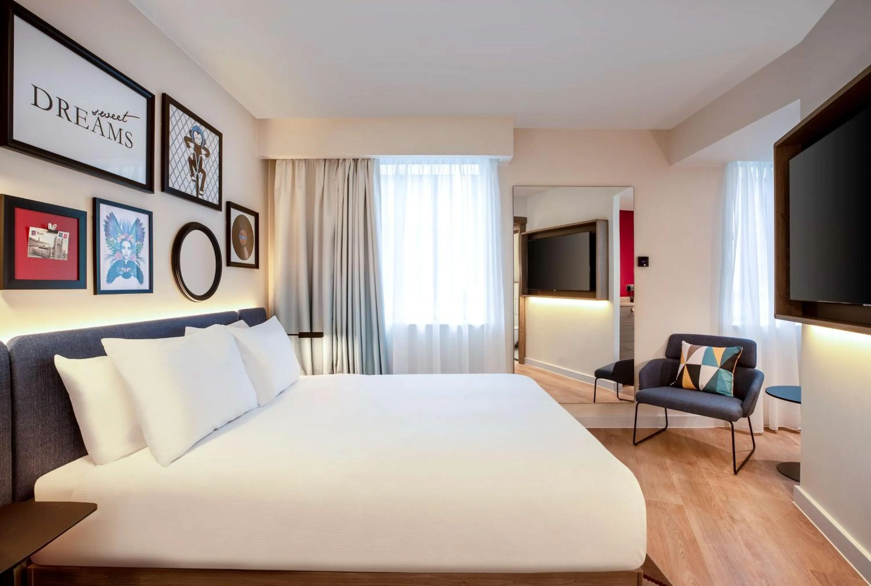 King Room in Hampton By Hilton Bath City