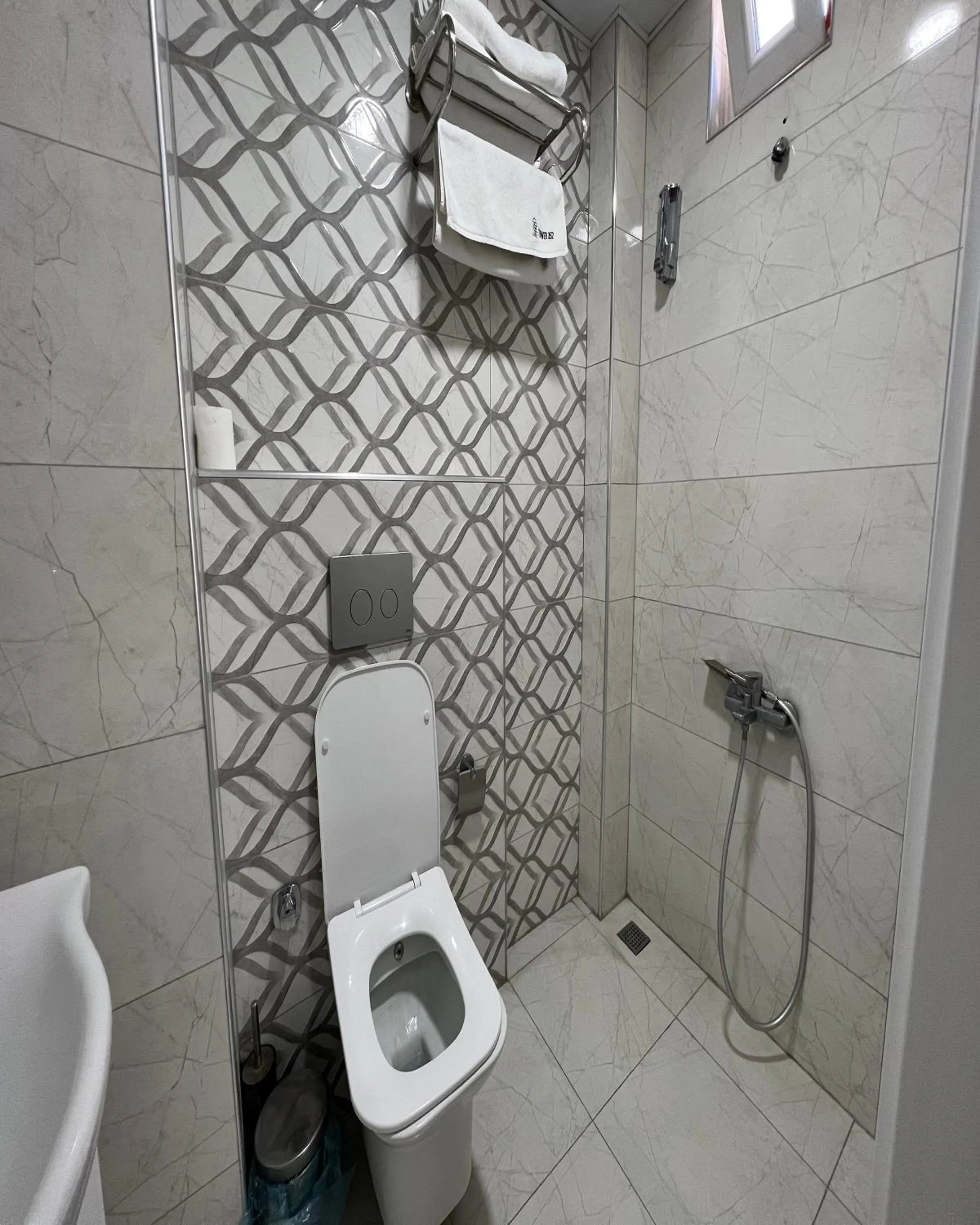 Comfort Triple Room with Shower in Tower352
