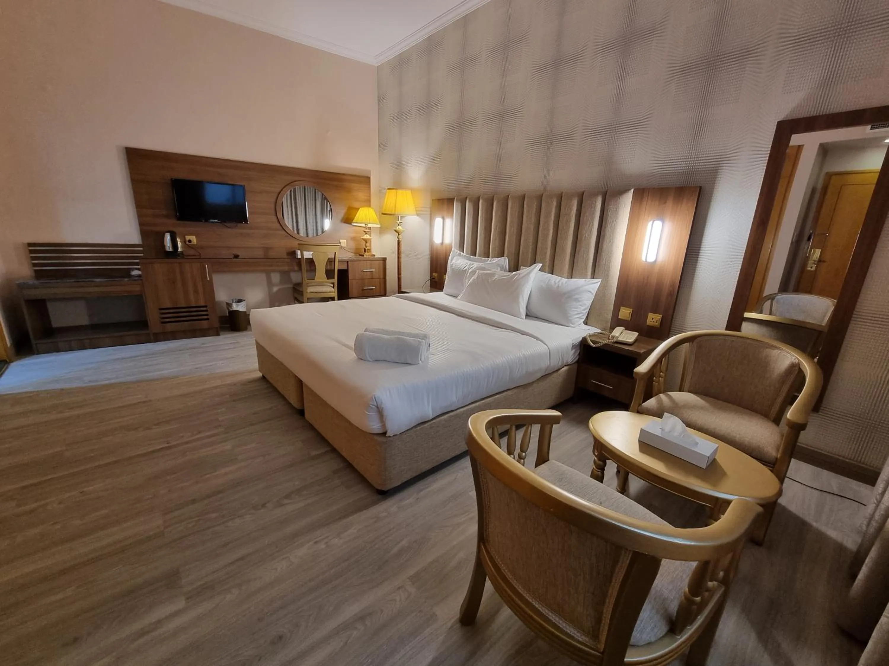 Deluxe Double Room in Bliss Square Hotel