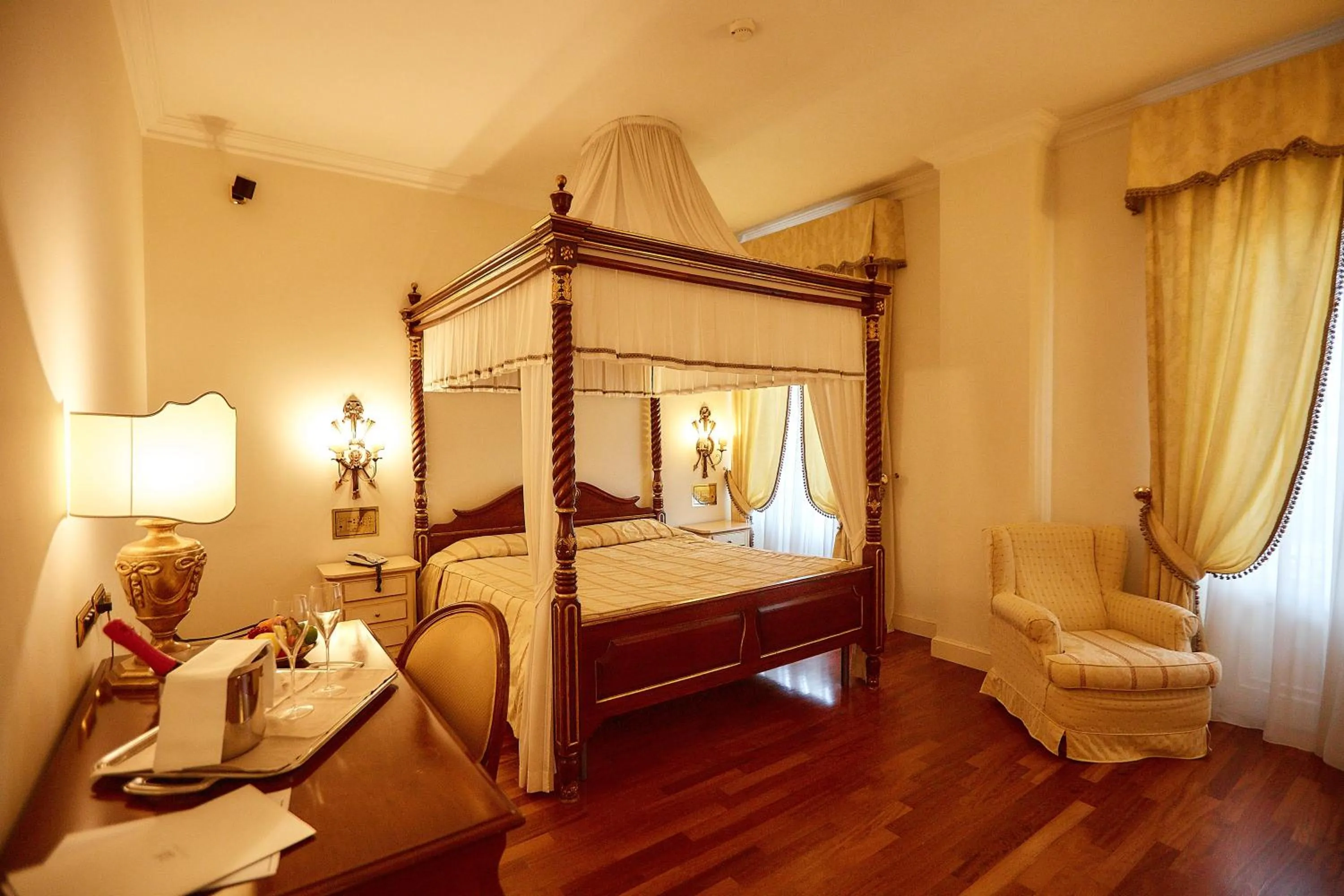 Junior Suite - single occupancy in Hotel Villa Il Patriarca