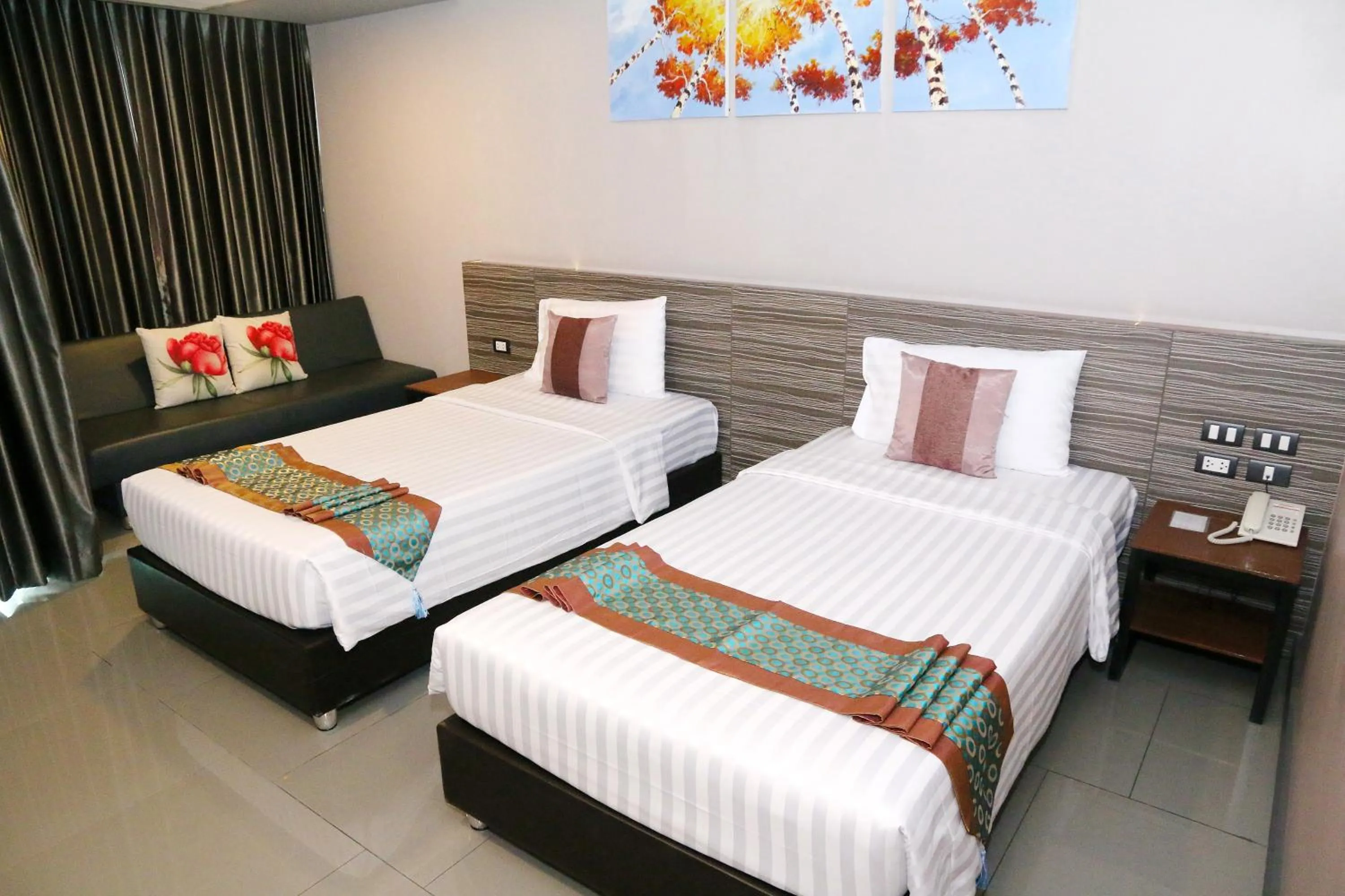 Superior Twin Room with City View - single occupancy in Arthitaya Green Nature Hotel & Lakkhana Poolside Resort