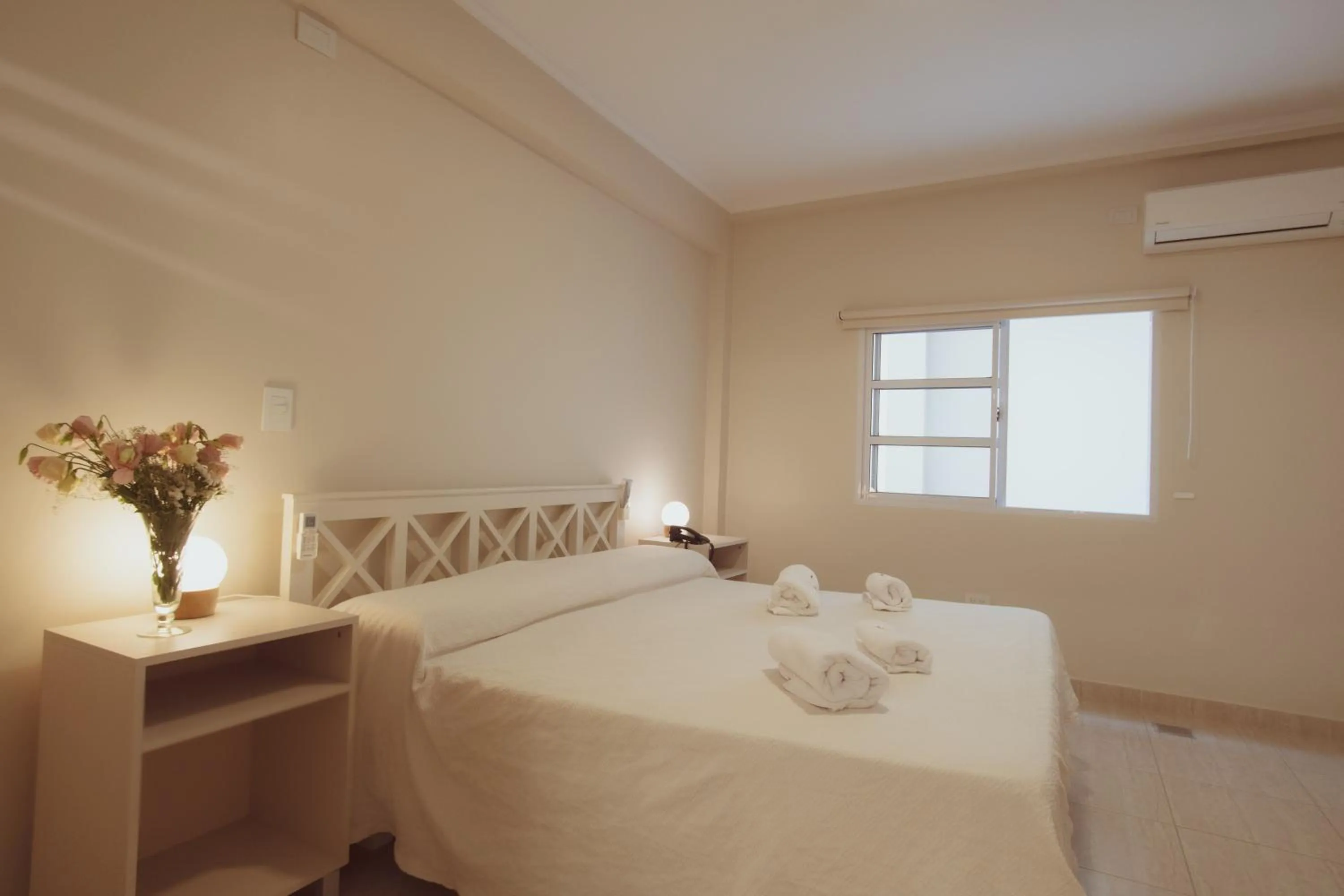 Deluxe Room in Hotel Tonight