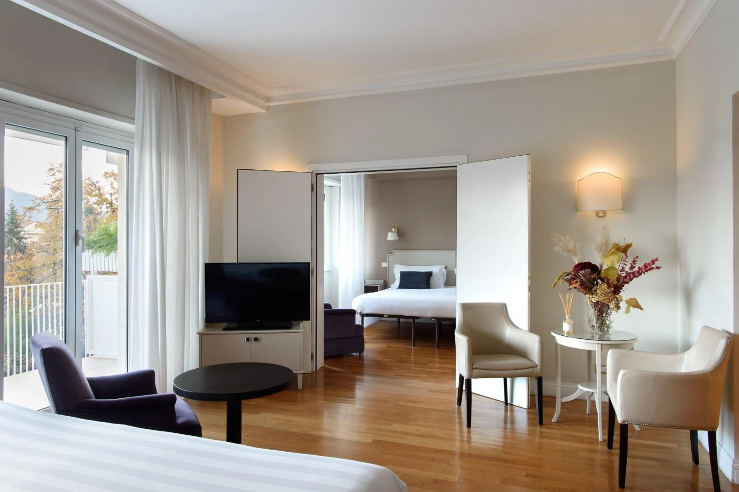 Two Connecting Double Rooms in Silva Hotel Splendid