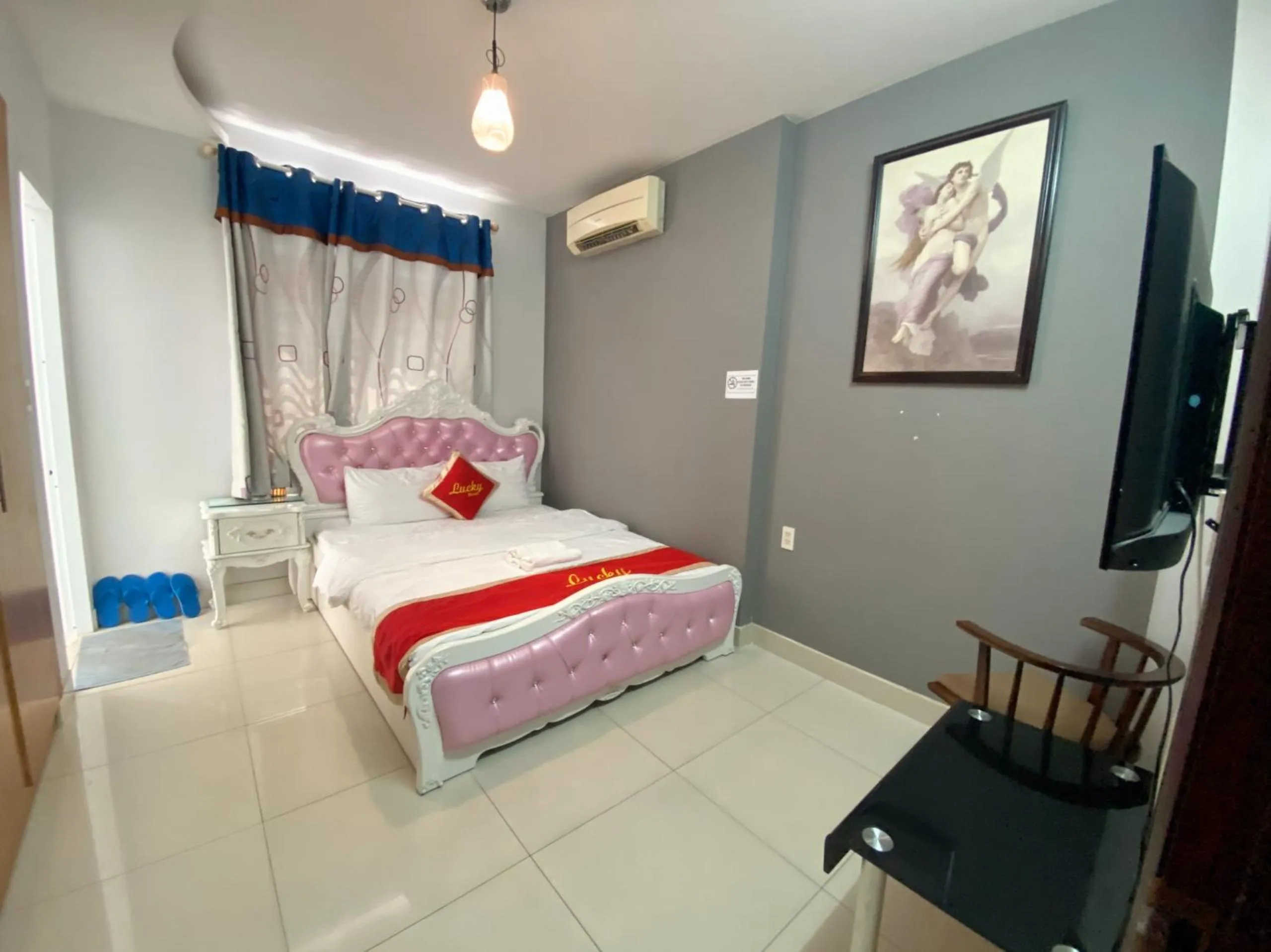 Superior Queen Room in Lucky hotel