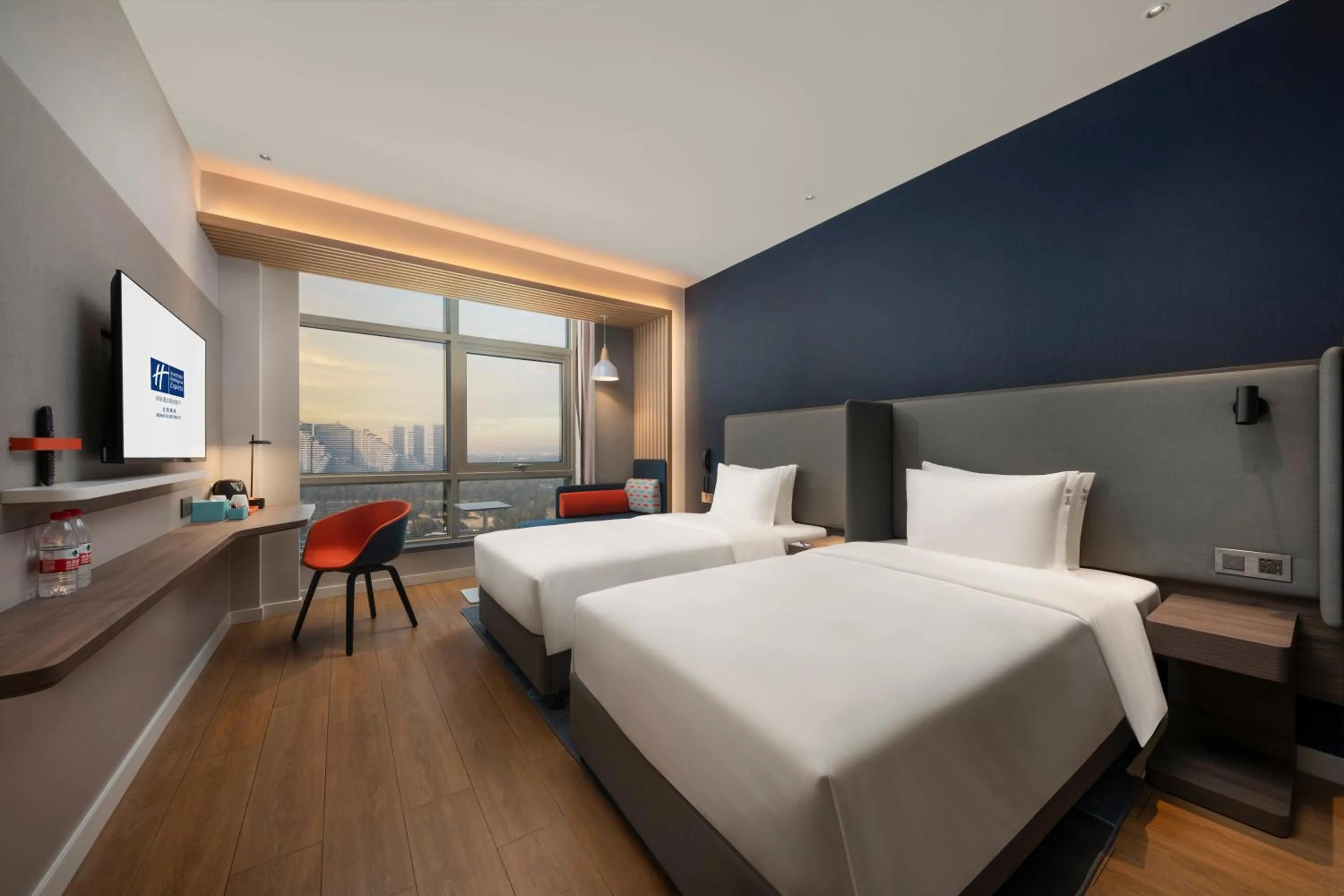 Standard Twin Room in Holiday Inn Express Beihai Silver Beach by IHG