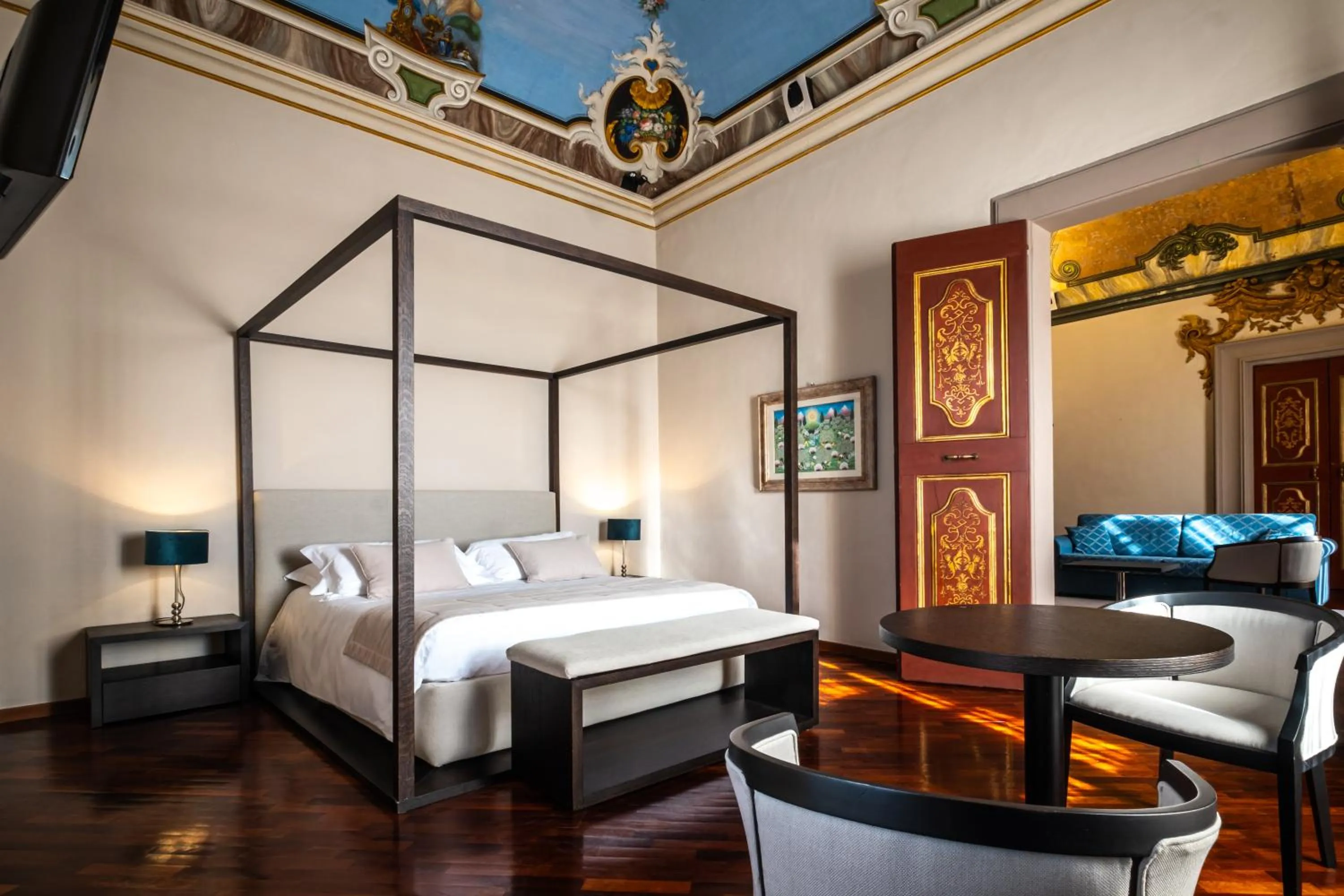 Suite in Bosone Palace