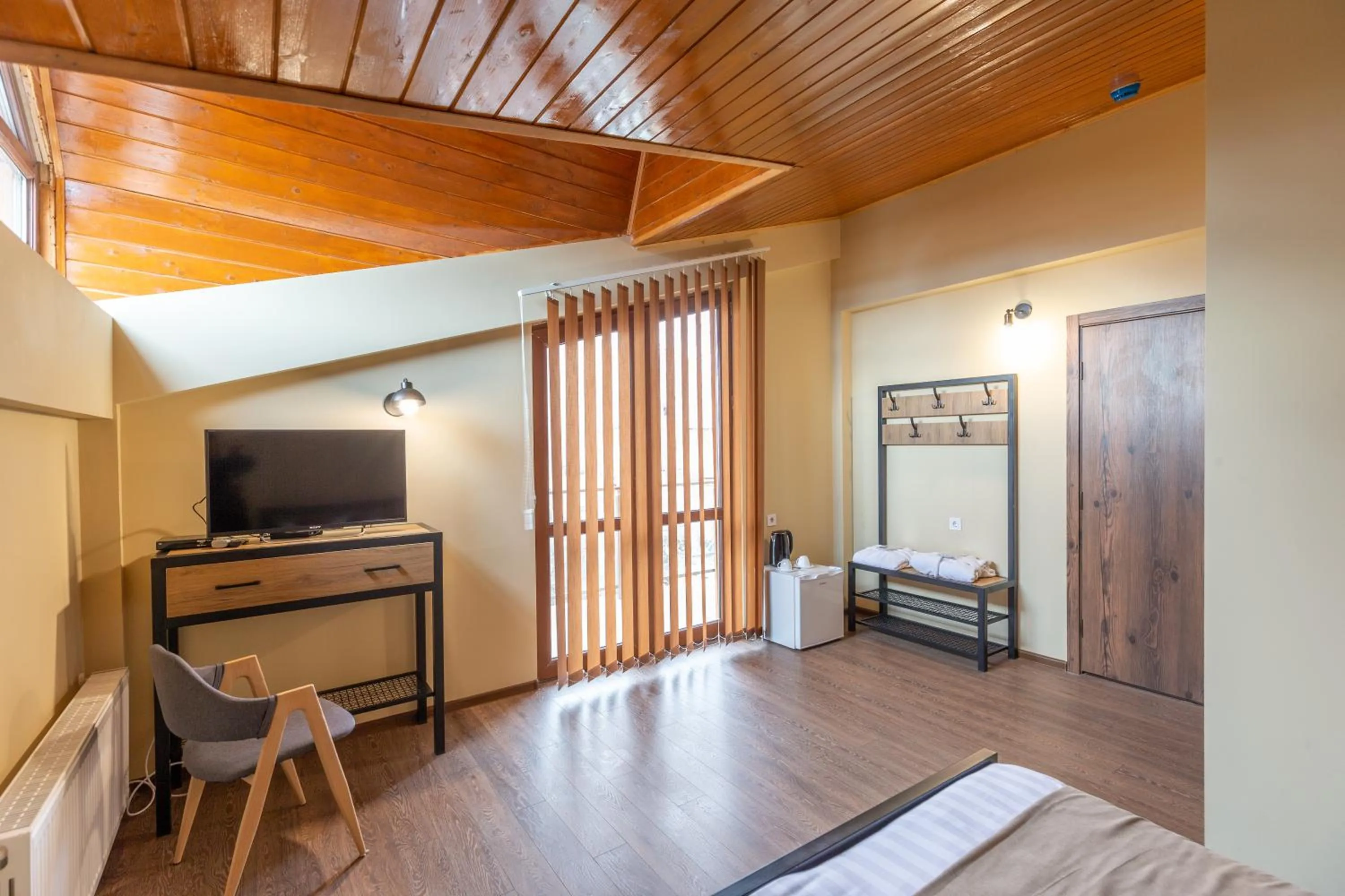 Deluxe Double Room - single occupancy in Pine Chalets by KA Group