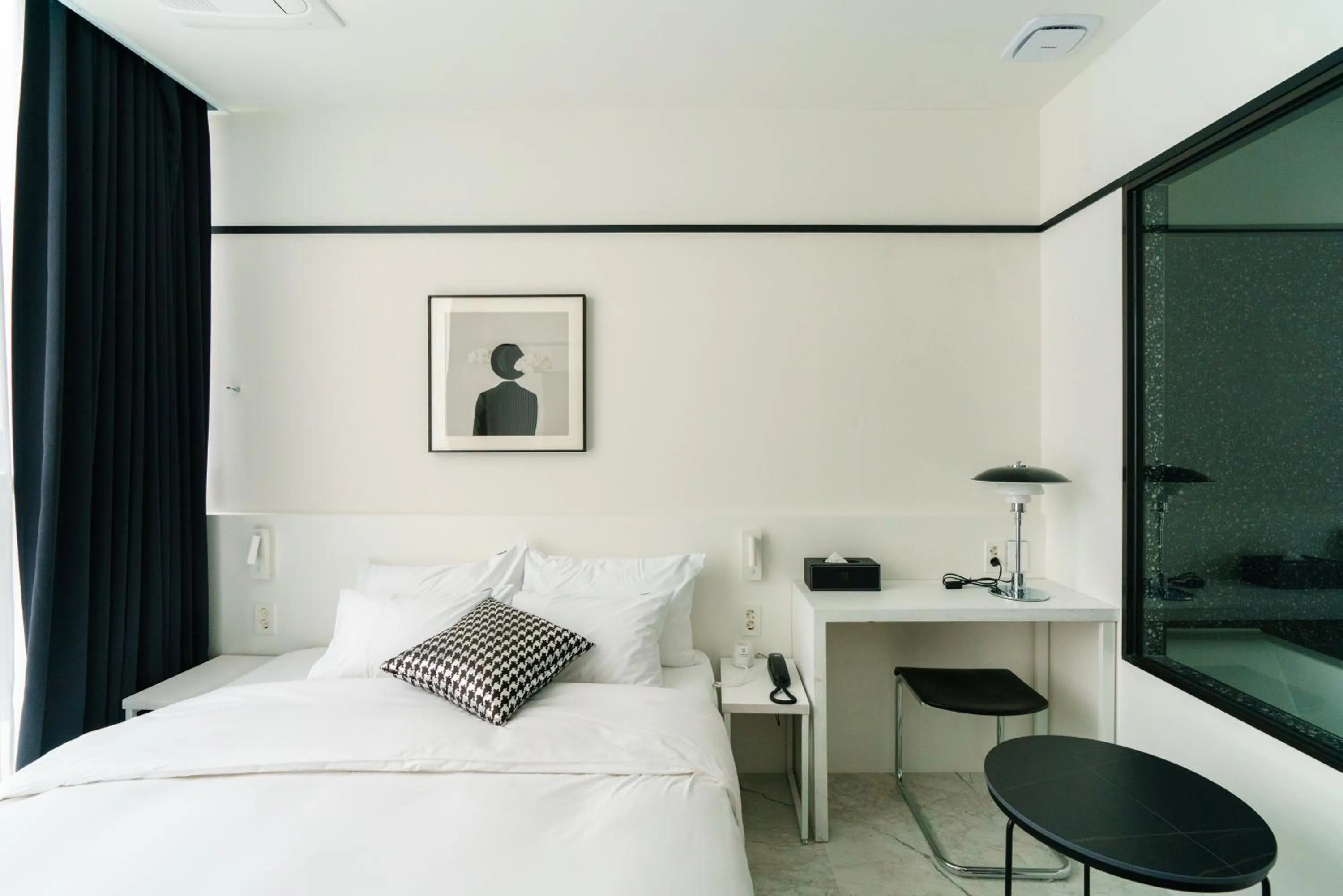 Deluxe Pretty Room Bathtub in Yangju Hotel Ippda