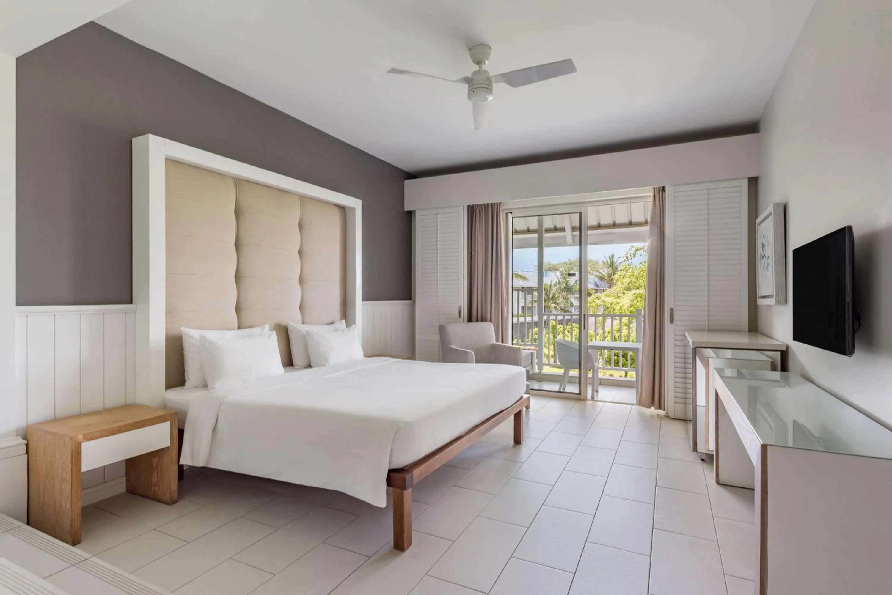 Premium Room - Garden View in Radisson Blu Azuri Resort & Spa