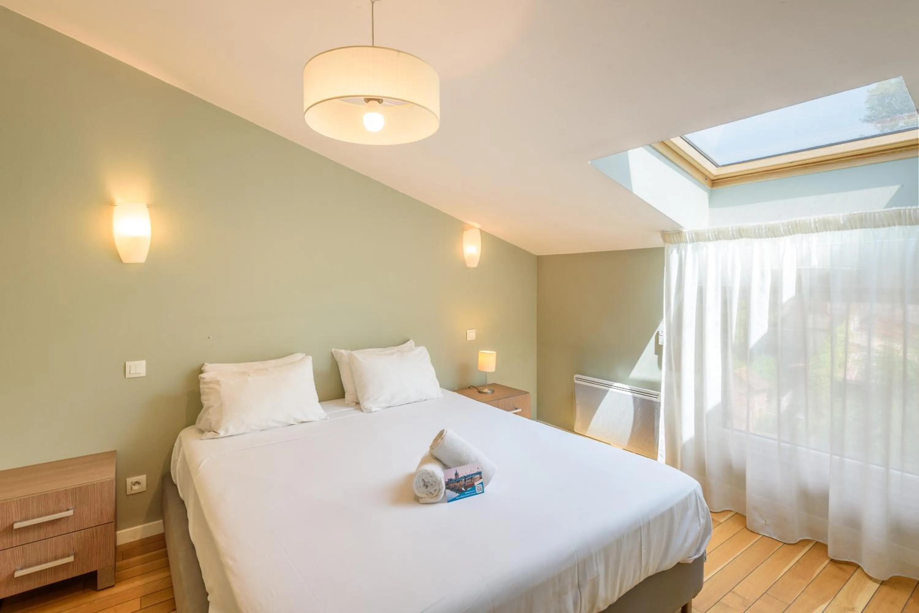 Two-Bedroom Apartment in Residhotel Toulouse Centre