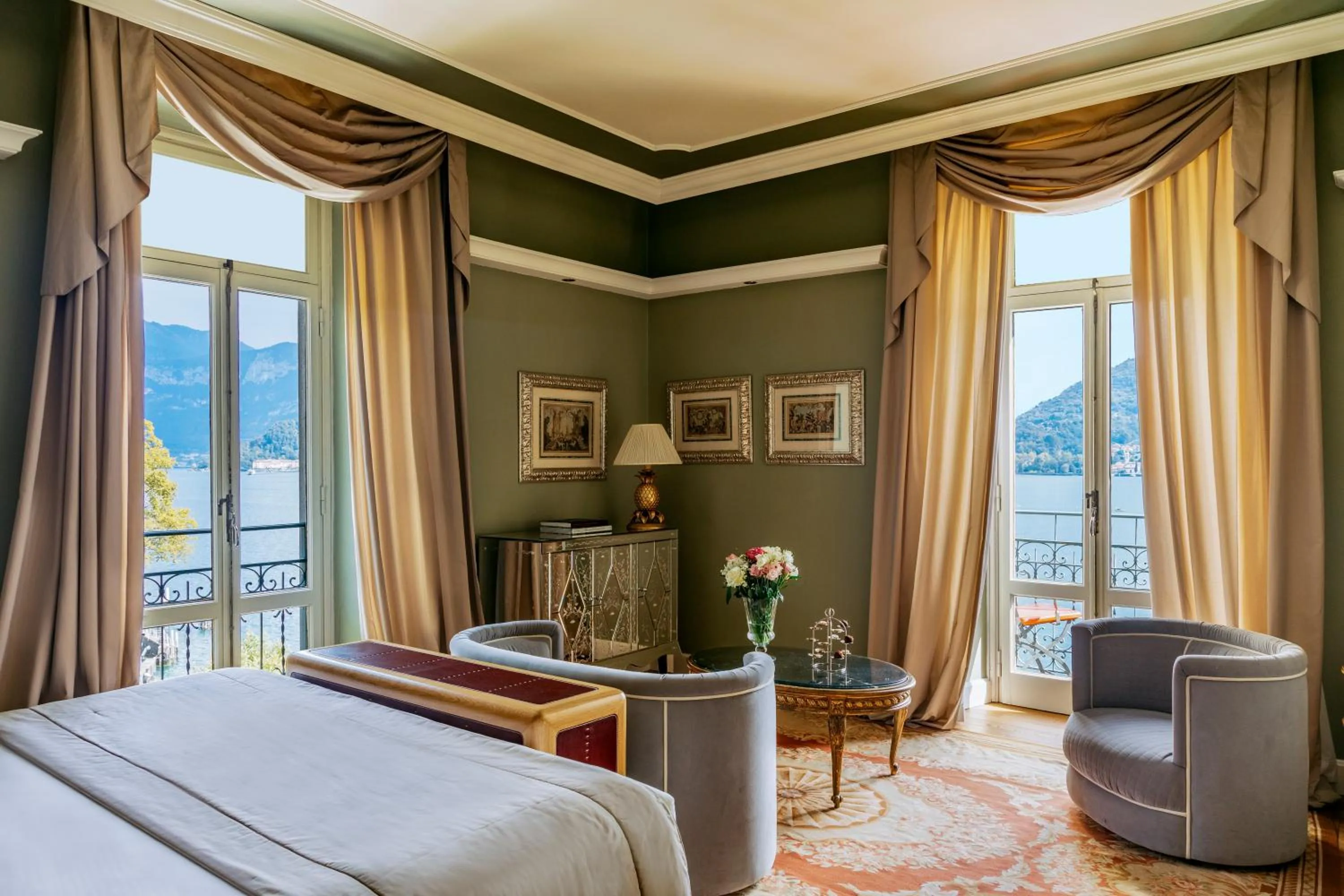 Deluxe Double Room with Lake View in Grand Hotel Tremezzo
