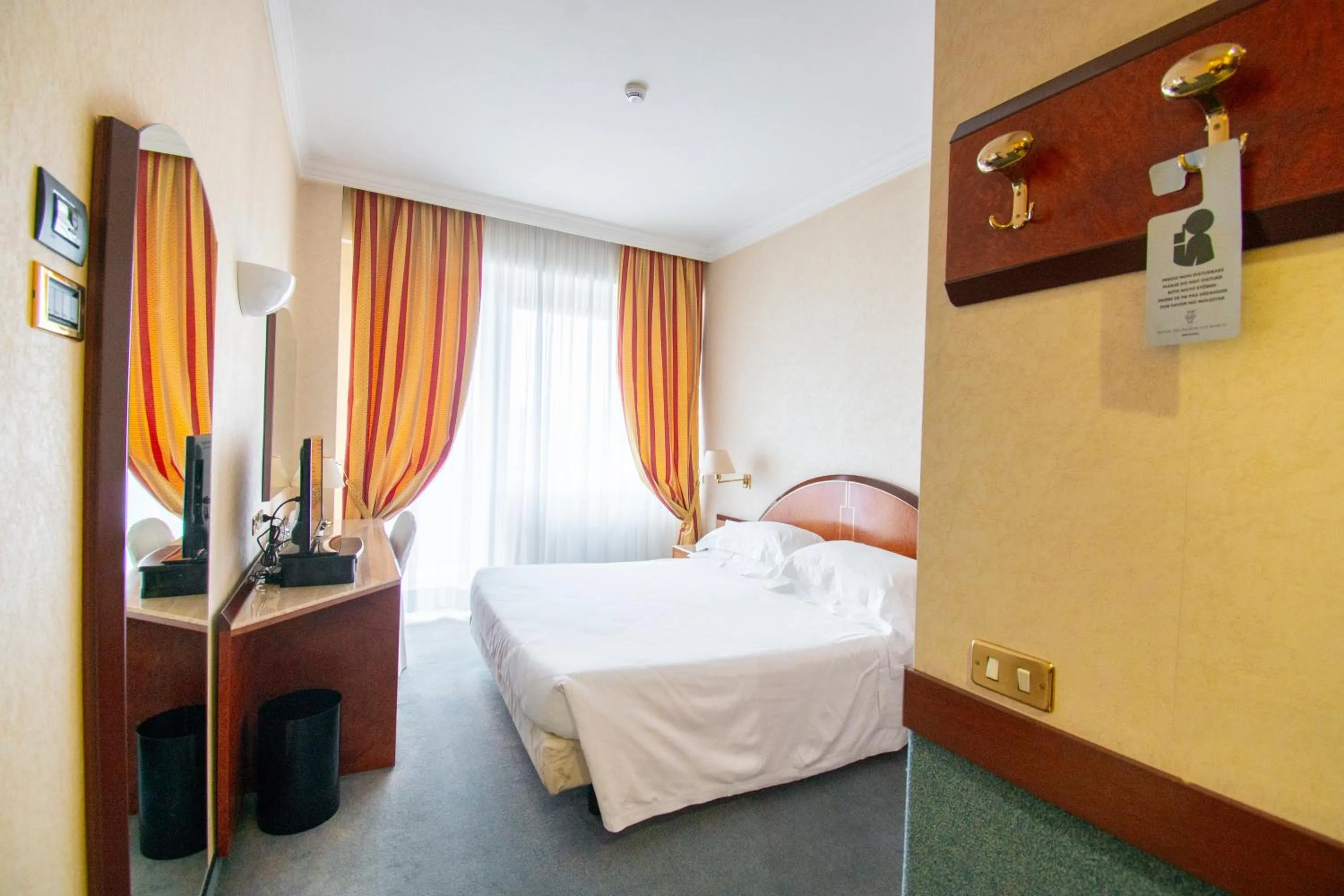 Superior Double Room in Hotel Excelsior San Marco