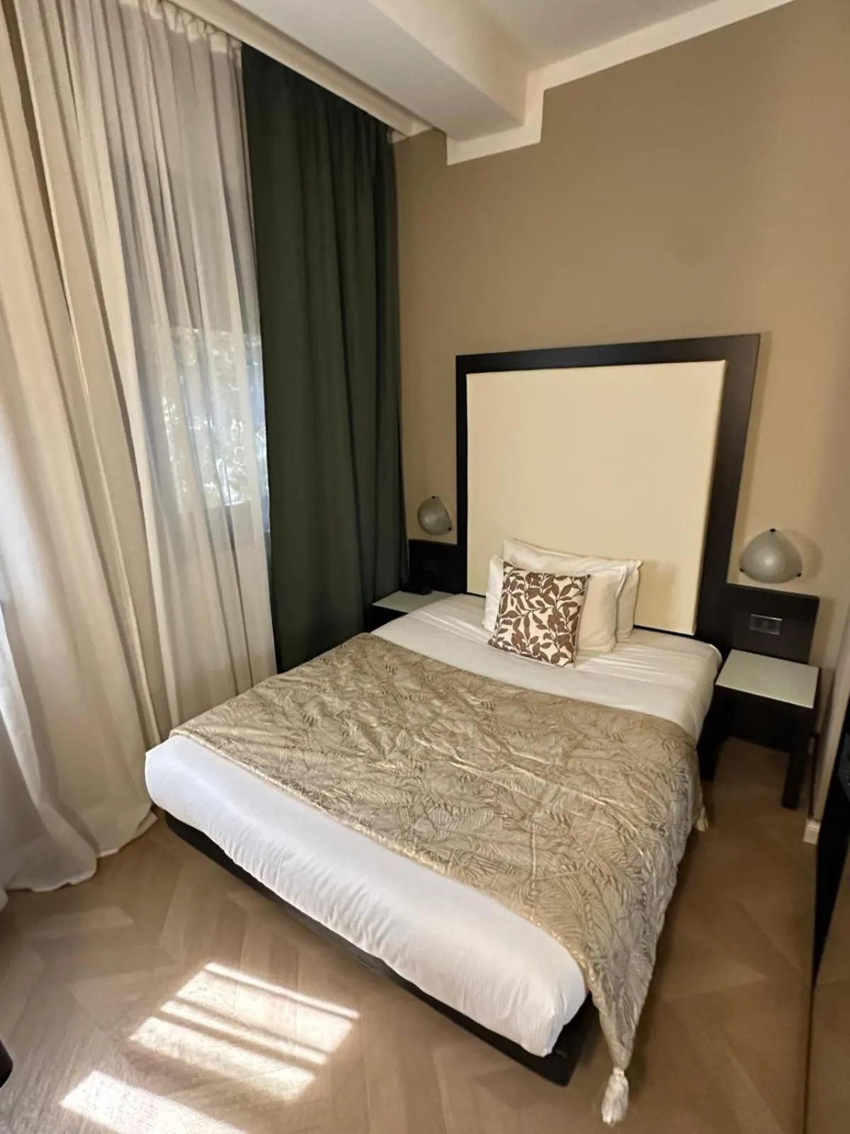 Superior Single Room in Hotel Comtur