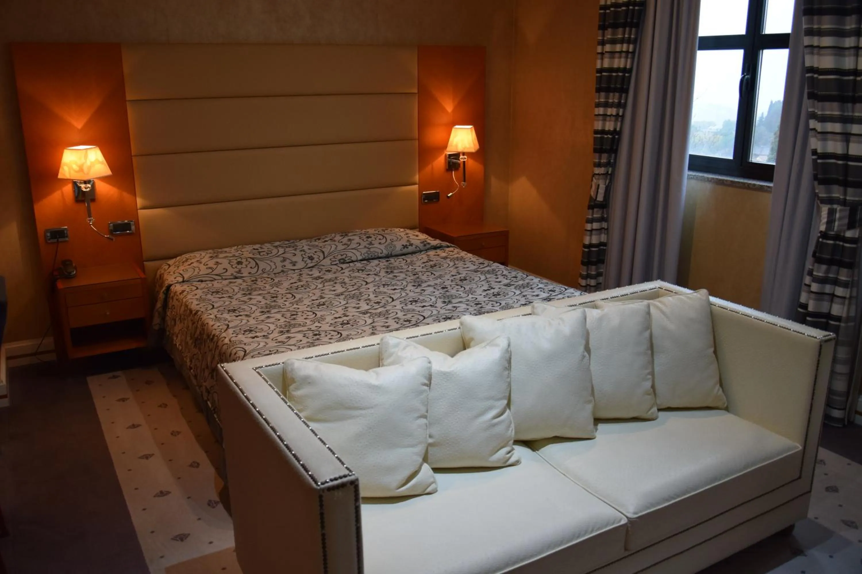 Superior Quadruple Room in Hotel Perusia