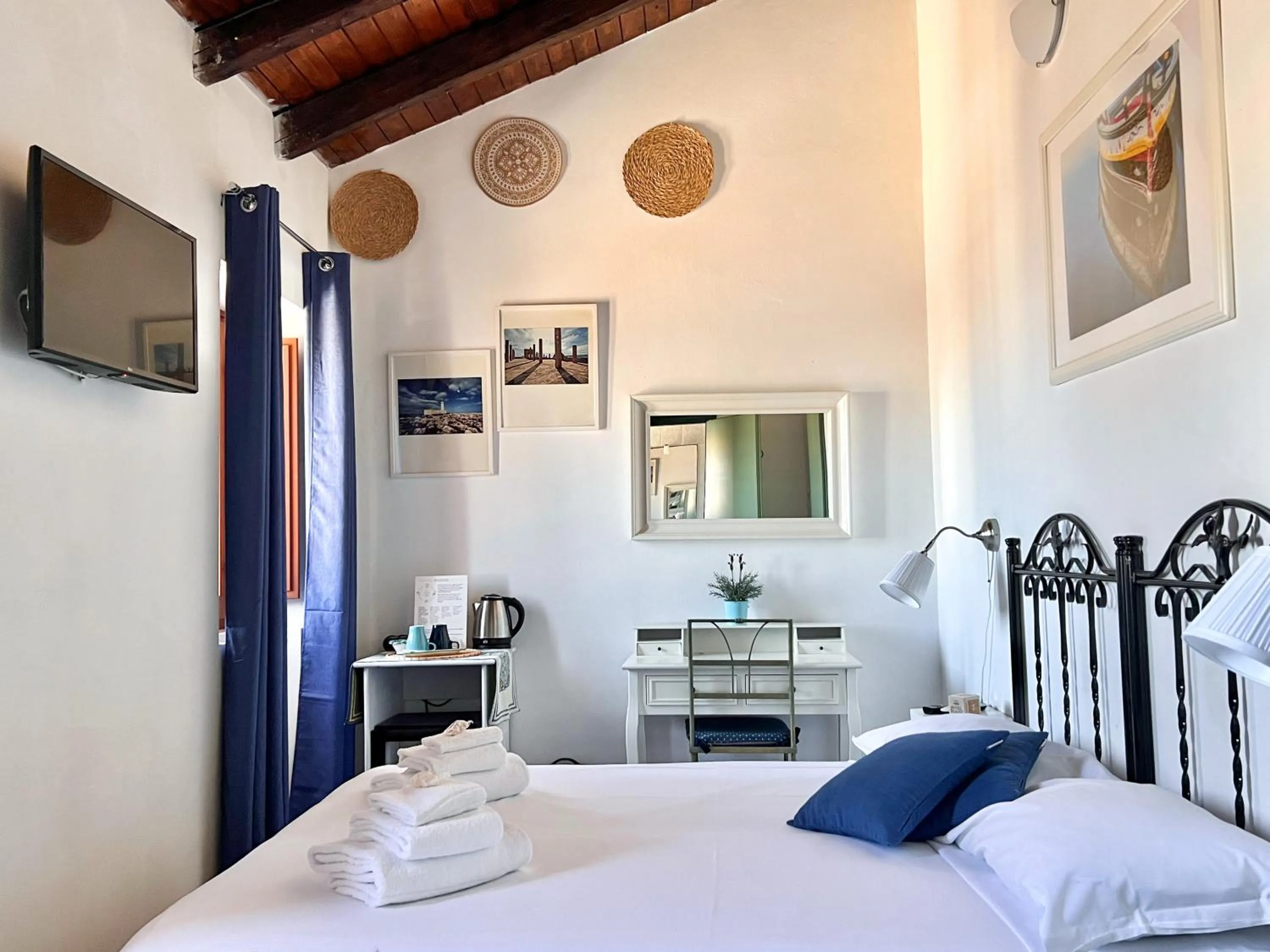  Double or Twin Room with Sea View - Attic in Hotel Posta