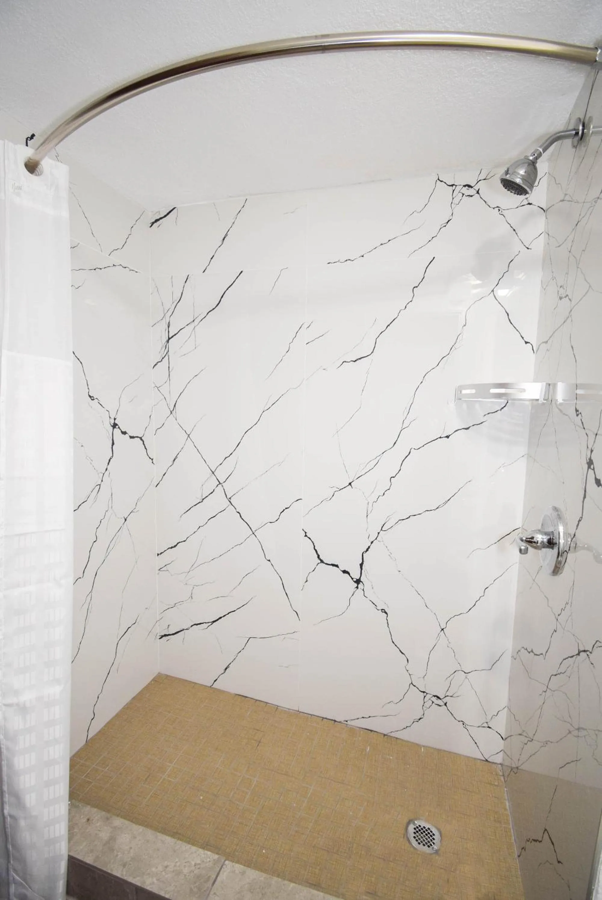 King Room with In-Room Whirlpool - Non Smoking in Quality Inn & Suites Sulphur Springs