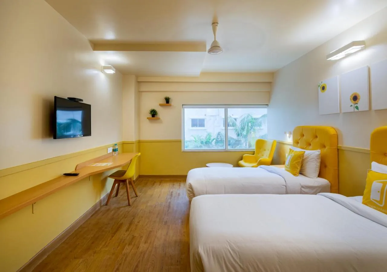 Standard Twin Room - single occupancy in Bloom Hotel - HITEC City