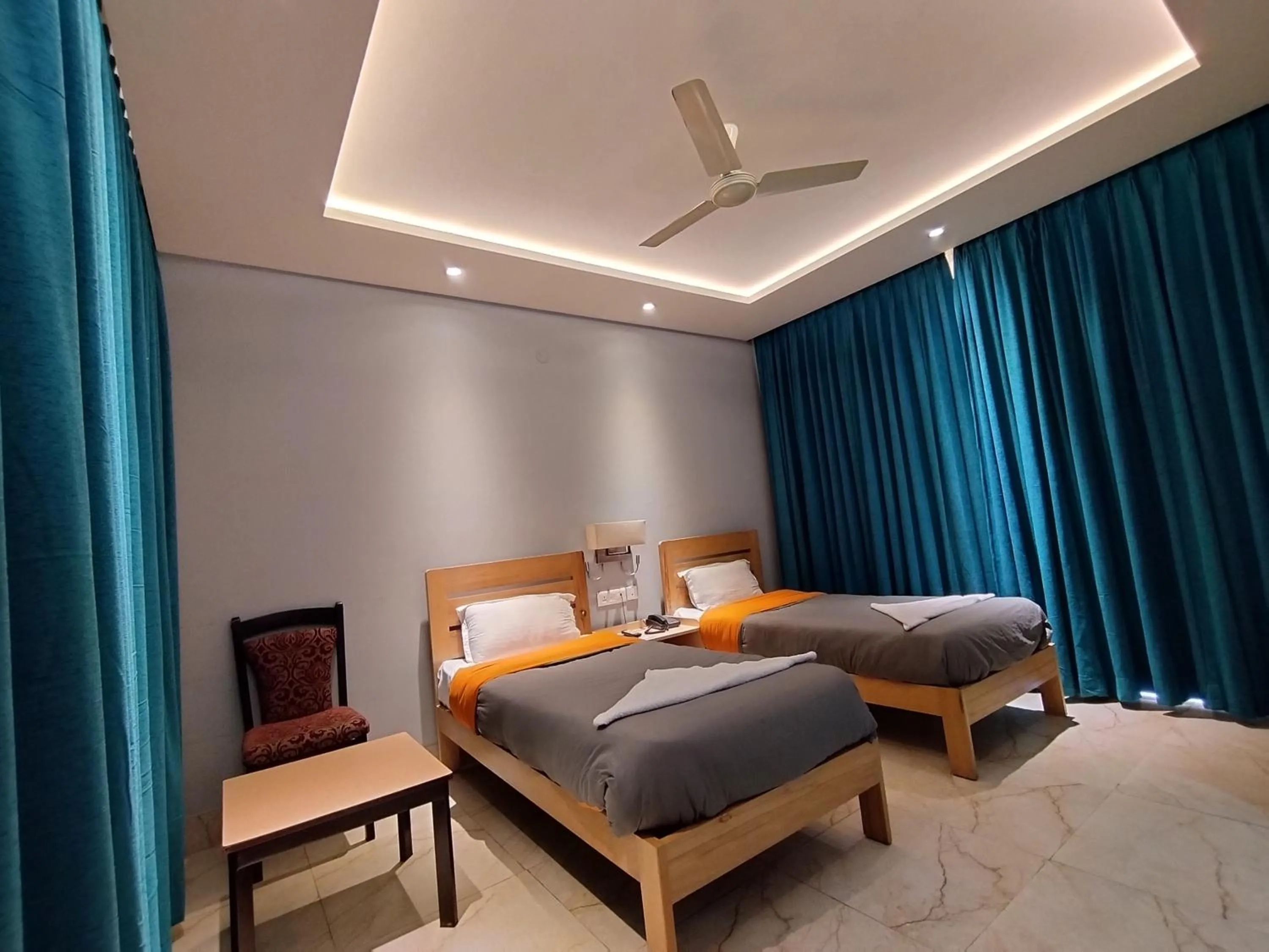 Superior Twin Room - single occupancy in Madpackers Bir