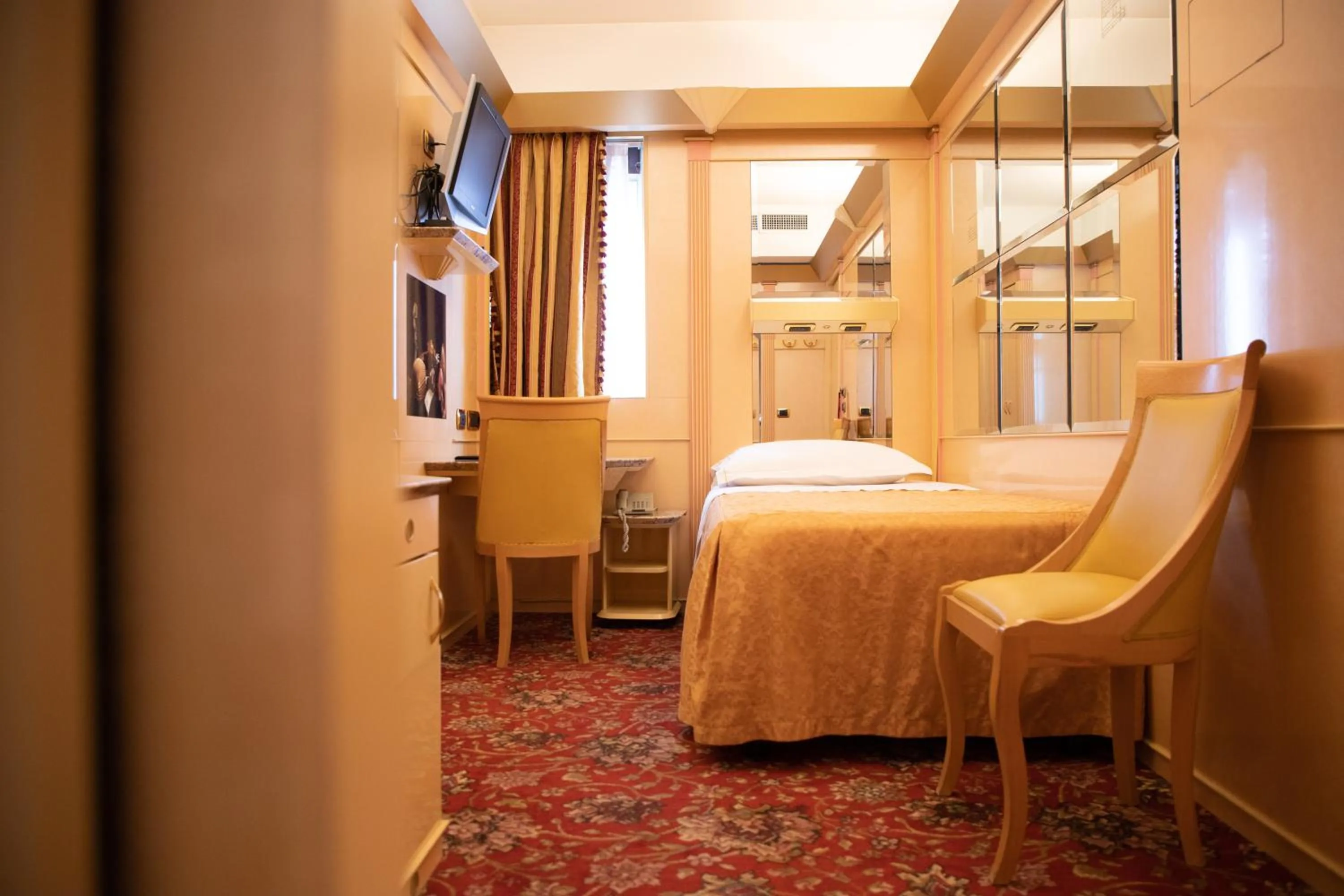 Single Room in Hotel Wagner