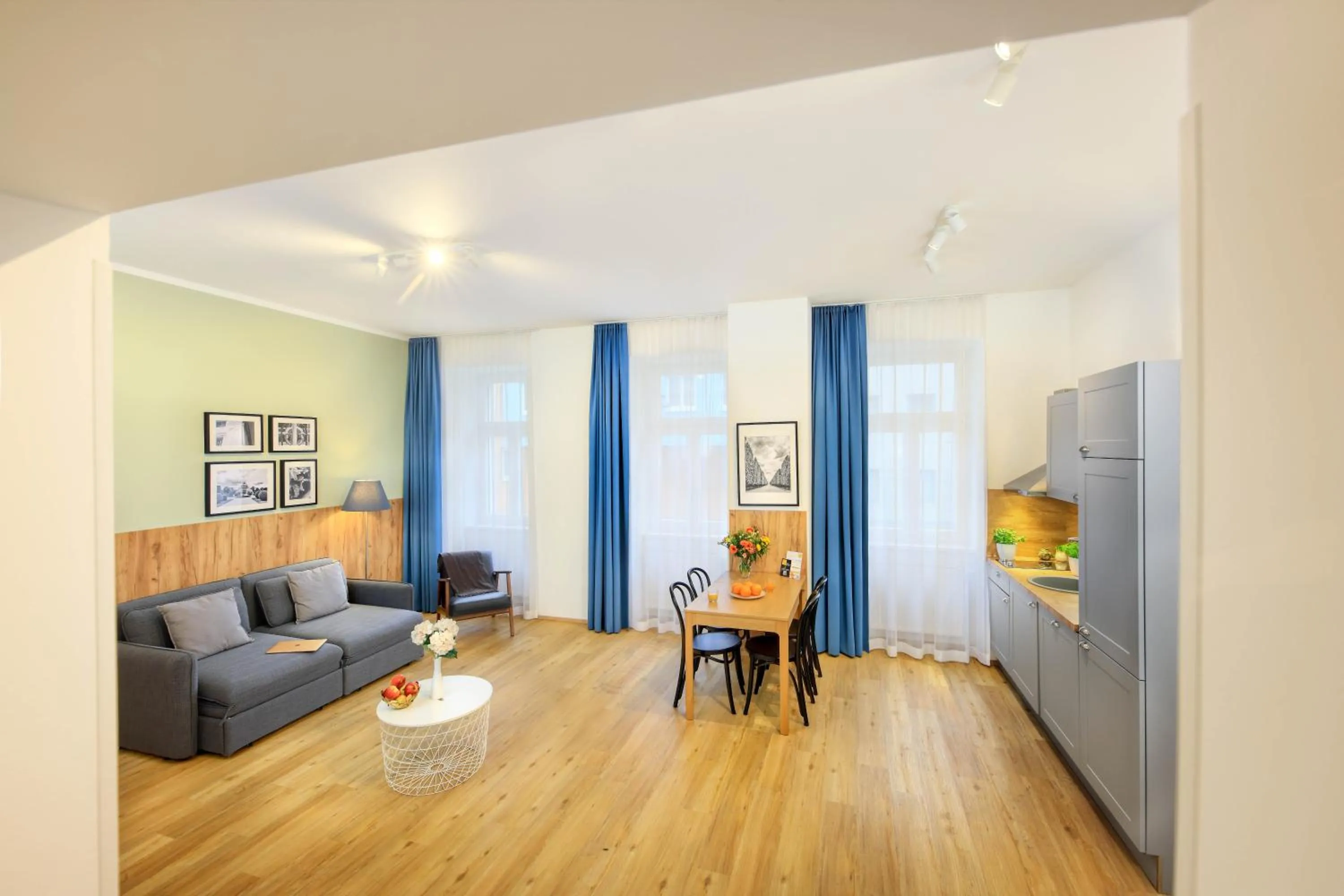 2-Bedroom Suite with Balcony and Air Condition in Jimmy's Apartments Dandelion