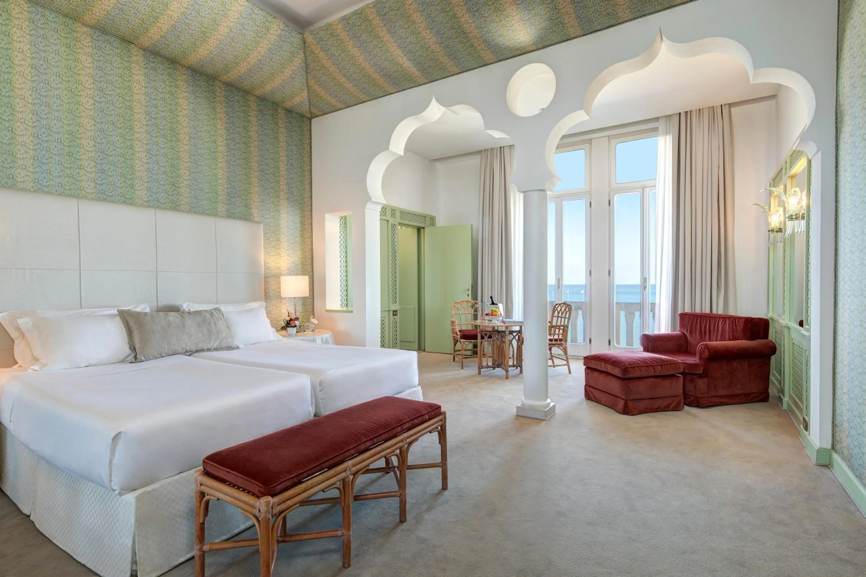 Suite with Sea View in Hotel Excelsior Venice
