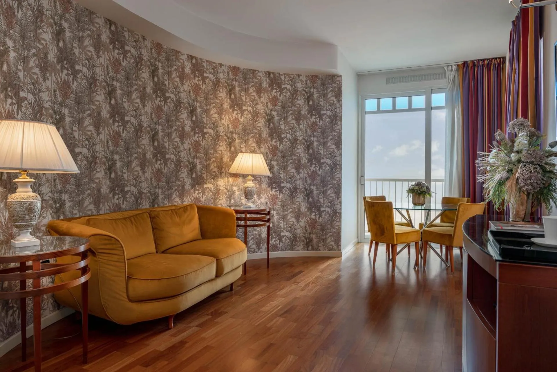 Deluxe Suite with Sea View in Savoia Hotel Rimini