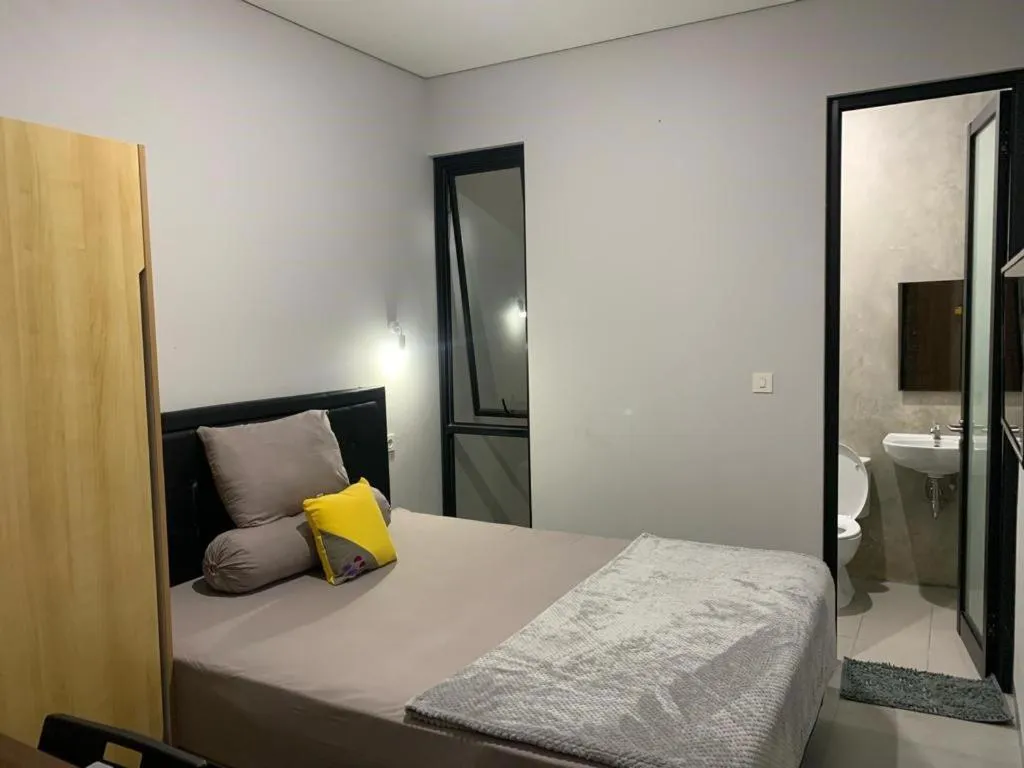 Deluxe Queen Room in Cozy Puri