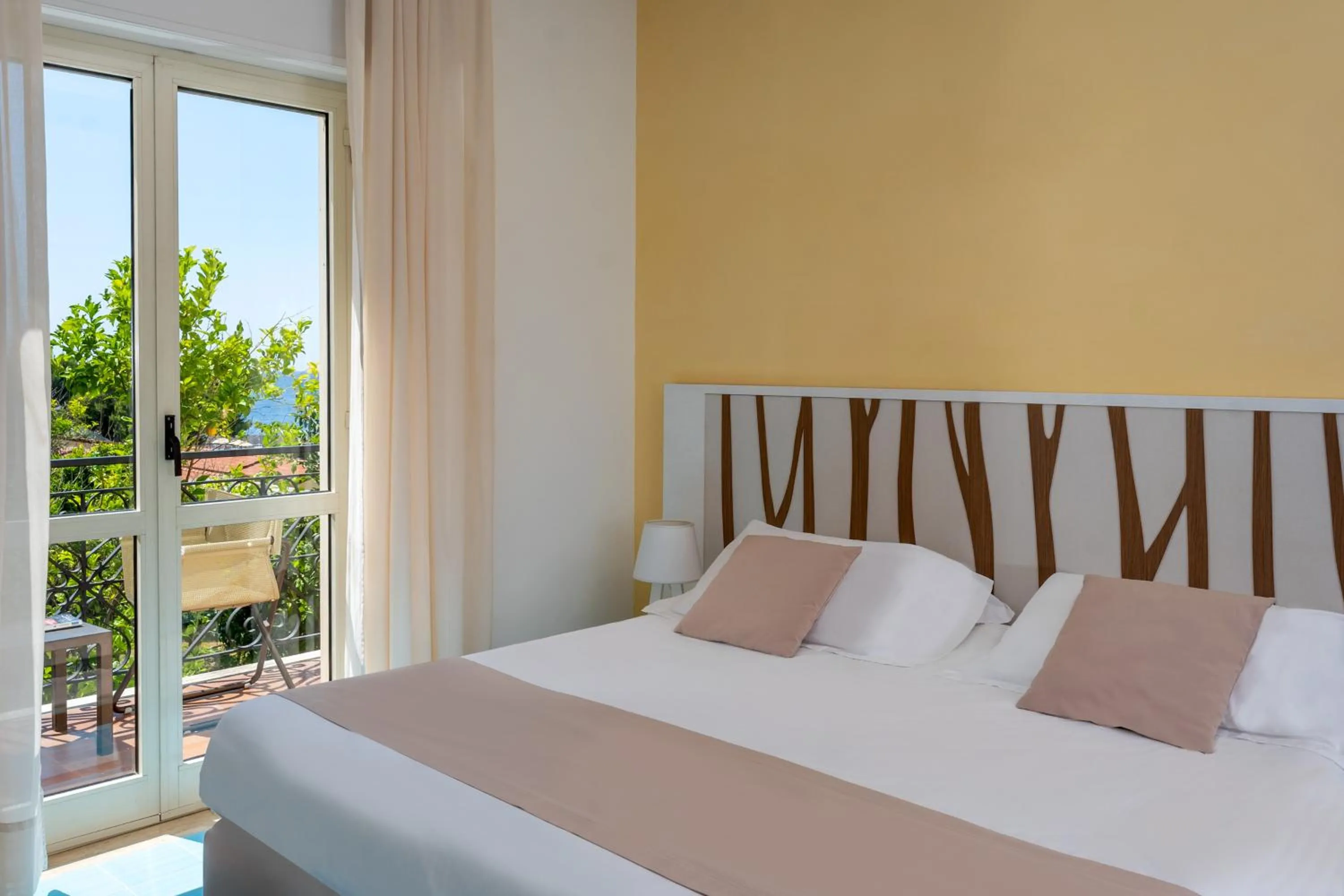 Double or Twin Room with Partial Sea View in Hotel Le Axidie