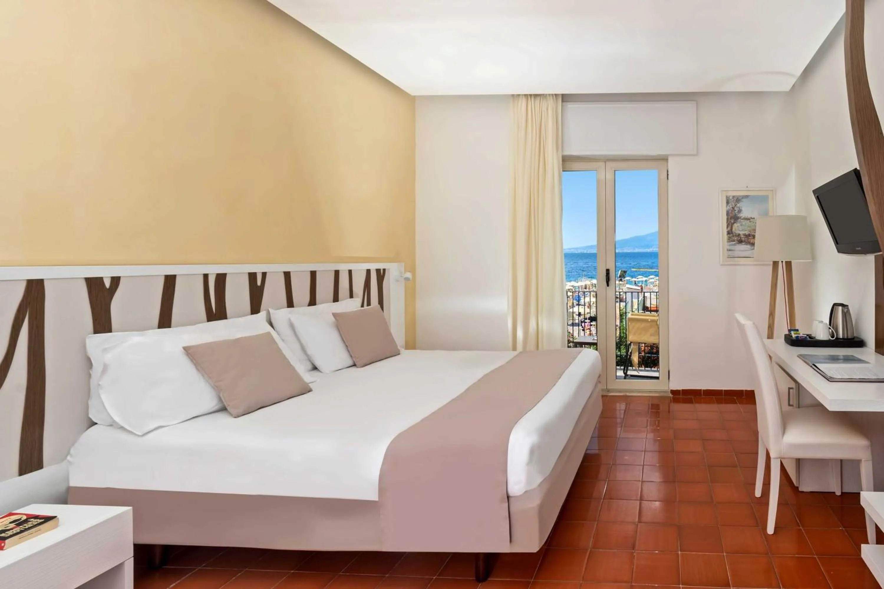 Superior Double or Twin Room with Sea View in Hotel Le Axidie