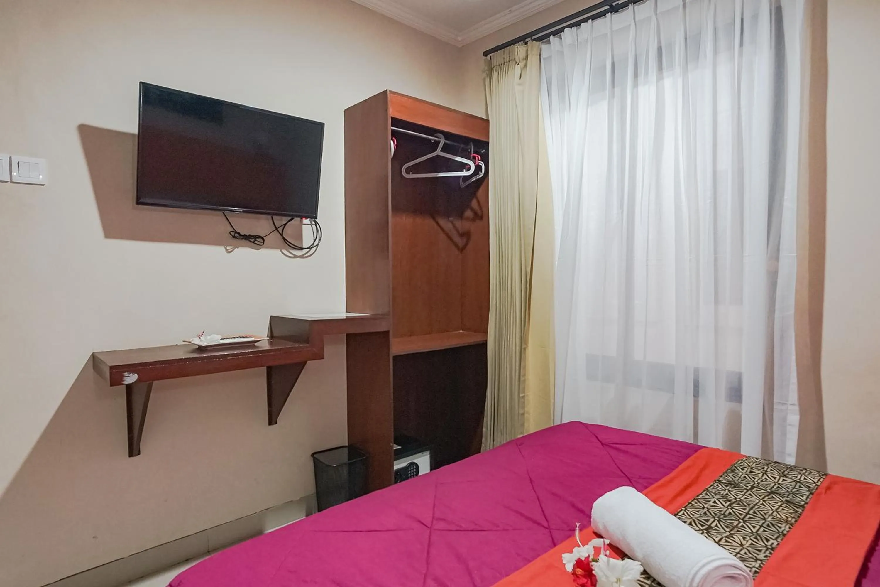 Double Room with Balcony in Taxa Uma Guest House
