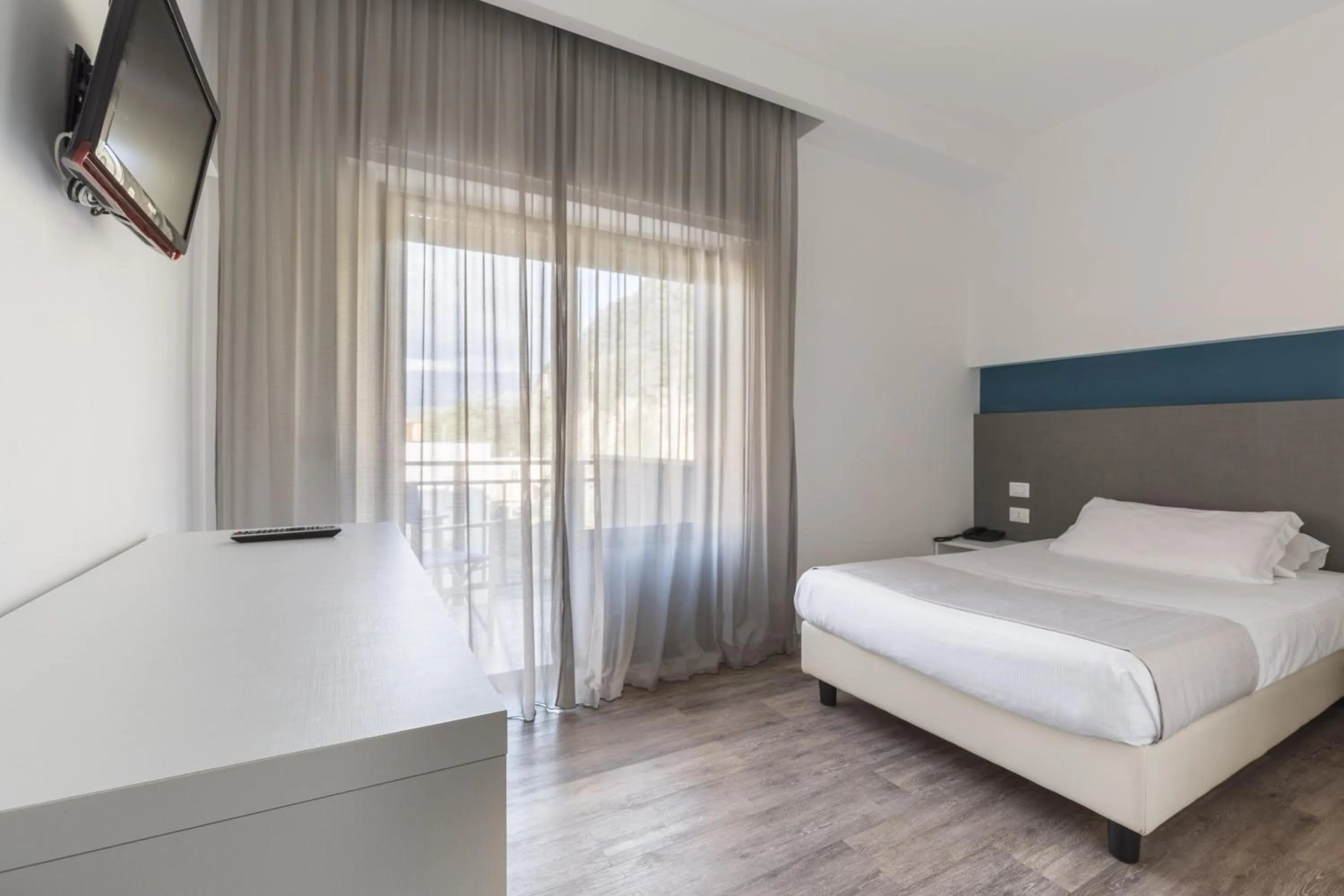 Superior Single Room in Hotel Serapo