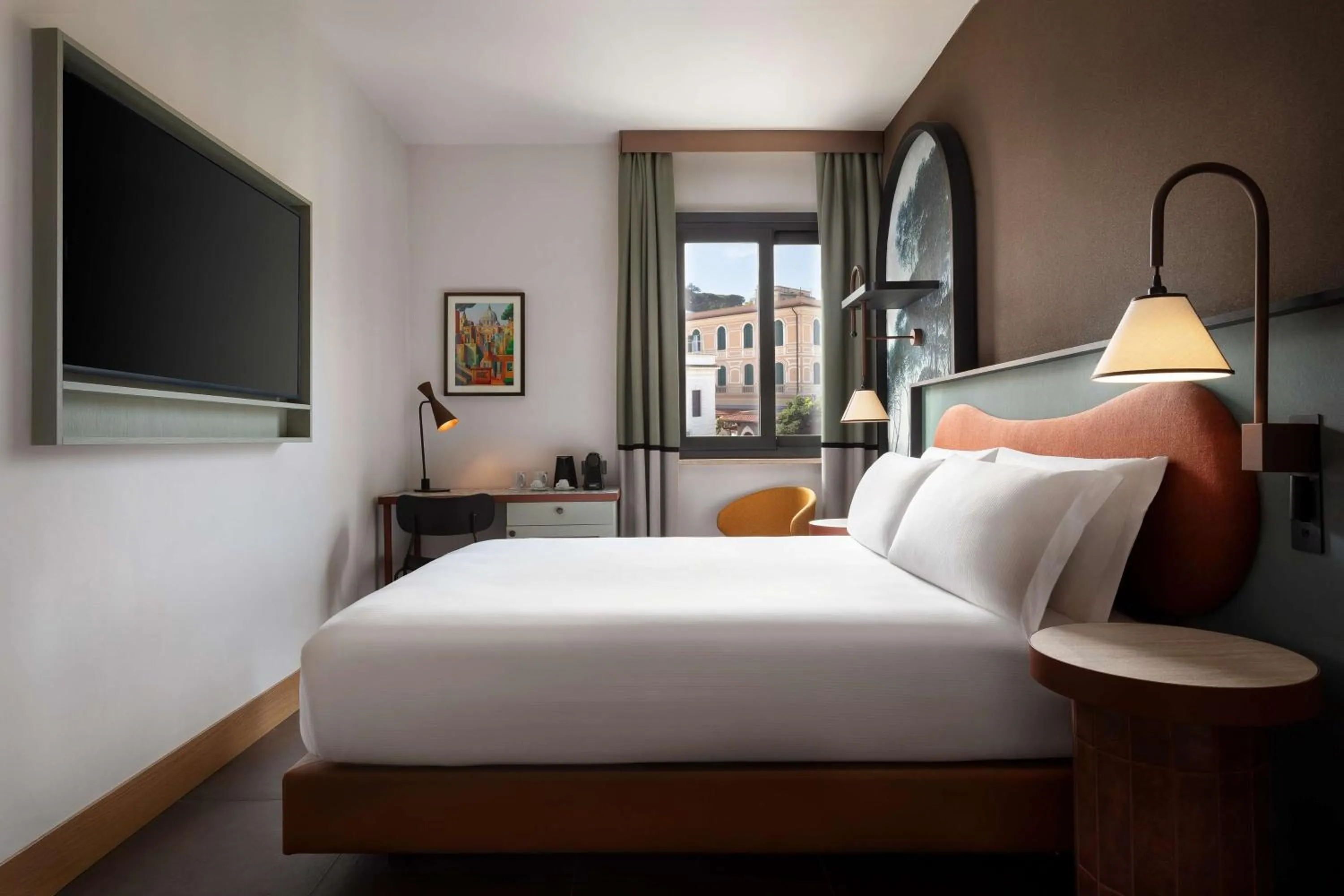 Queen Room in Best Western Plus Hotel Spring House