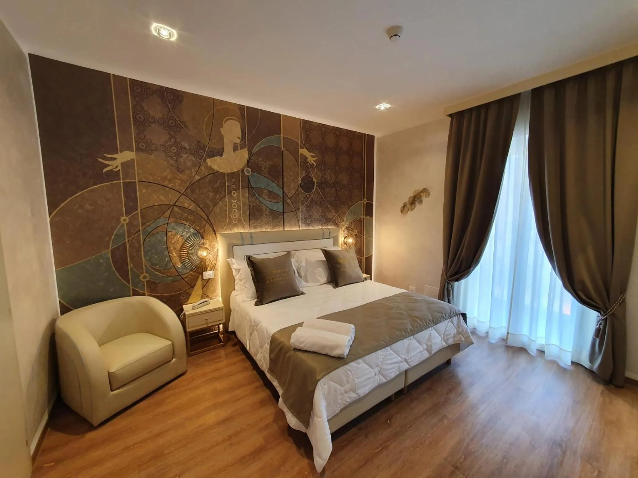 Deluxe Room in Amsterdam Suite Hotel & SPA