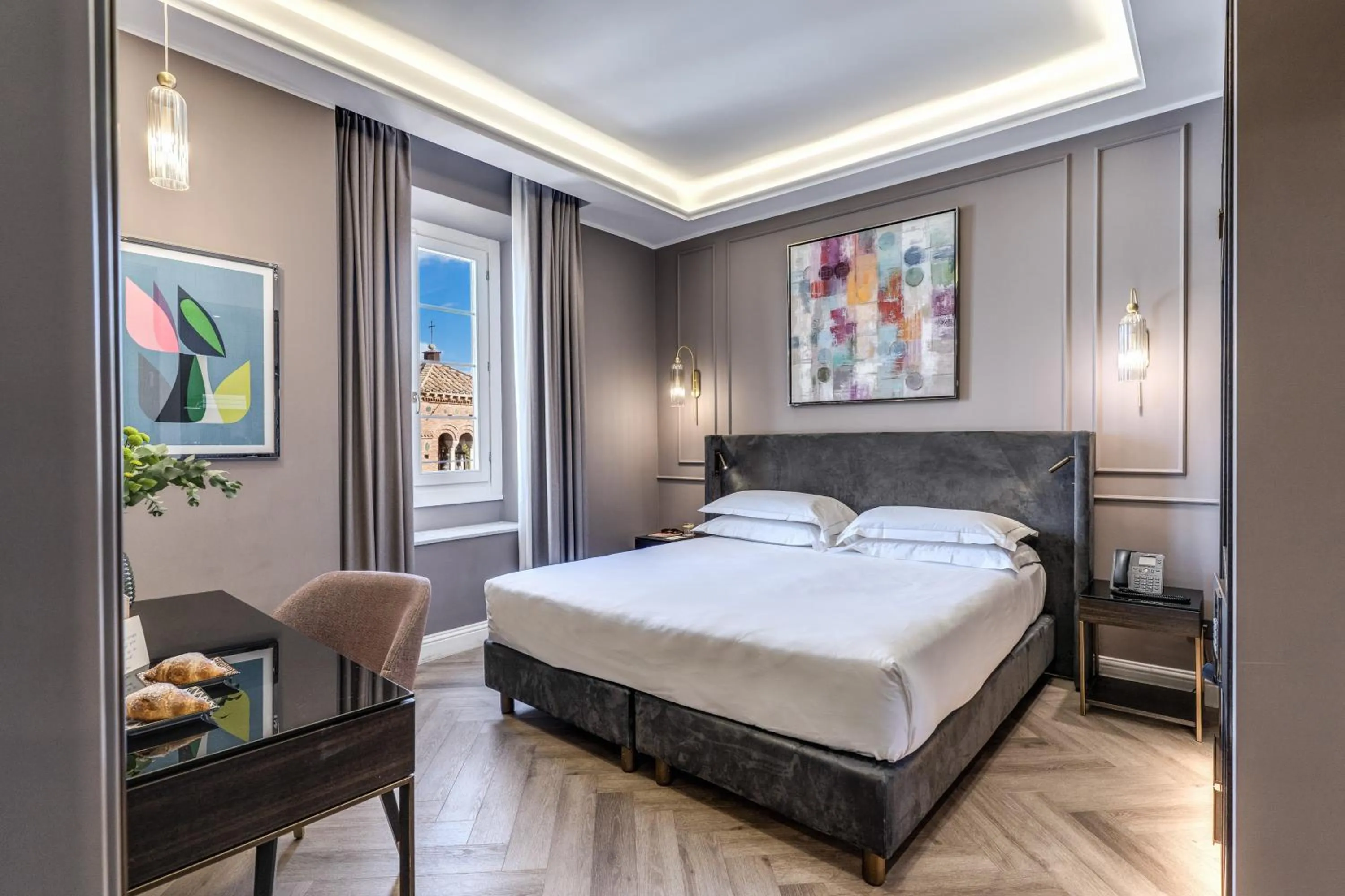 Superior Double Room in Hotel Viminale