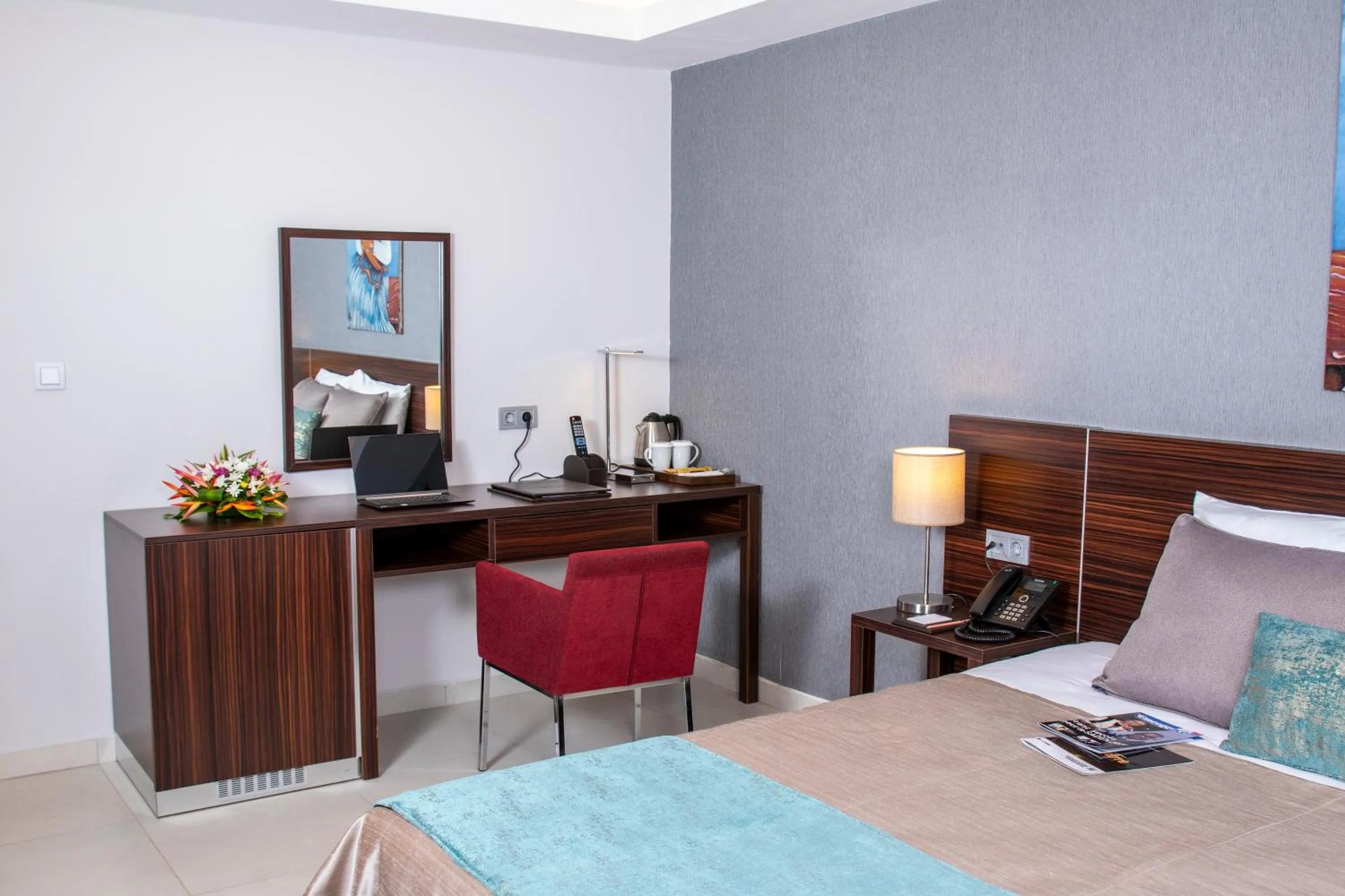 Junior Suite with Balcony - single occupancy in Souaré Premium Hôtel