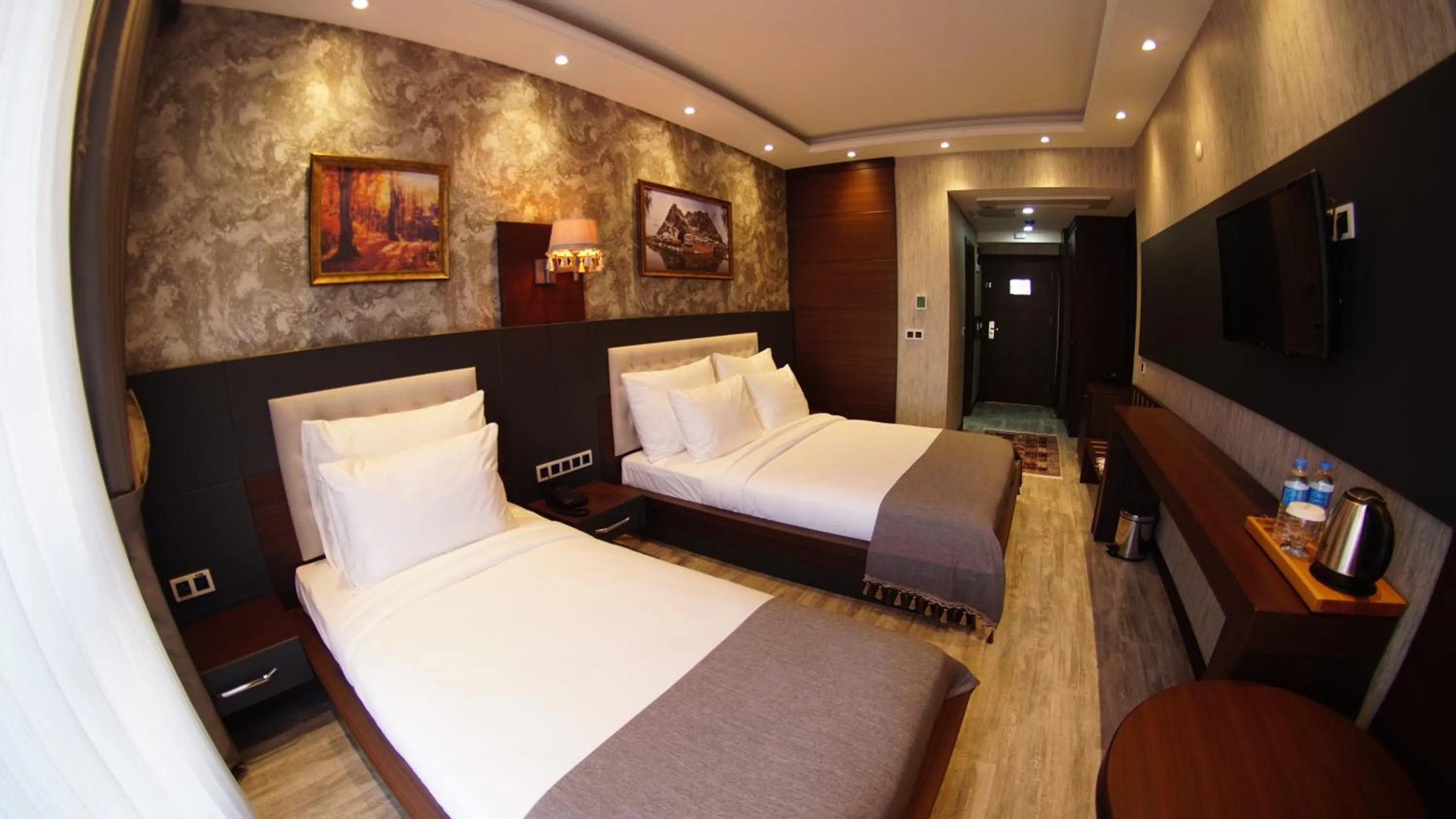 Deluxe Double Room with Two Double Beds in Kahra Otel
