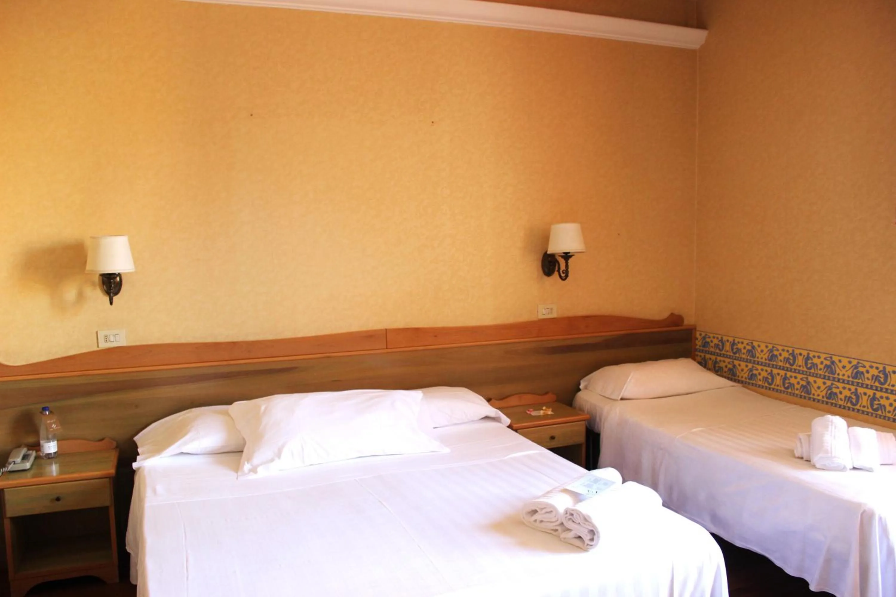 Triple Room in Phi Hotel Ambra