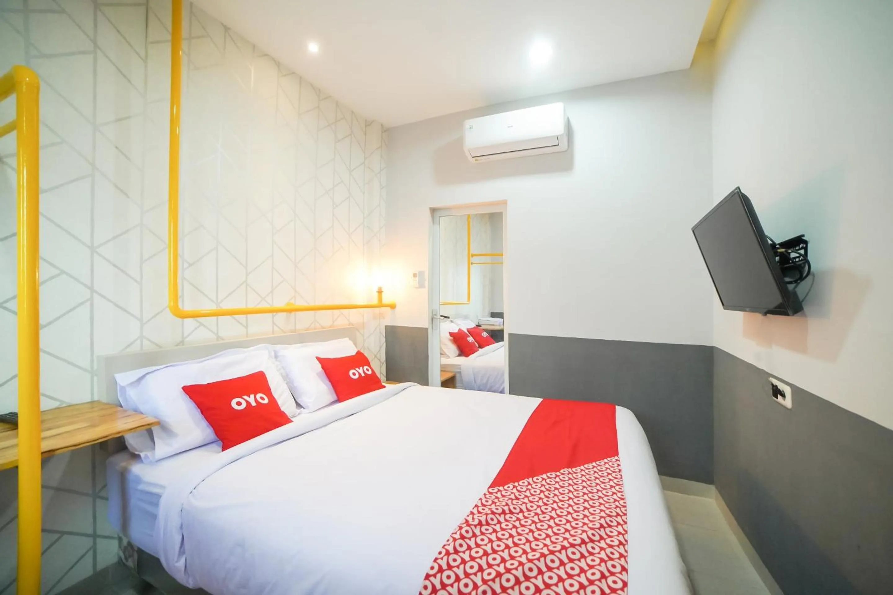 Standard Double Room in Capital O 90874 Millenium Inn 2