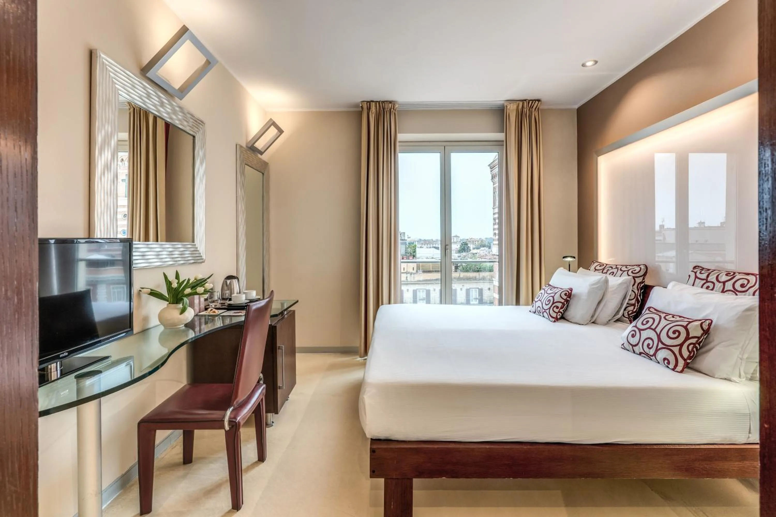 Standard Double Room in La Griffe Hotel Roma