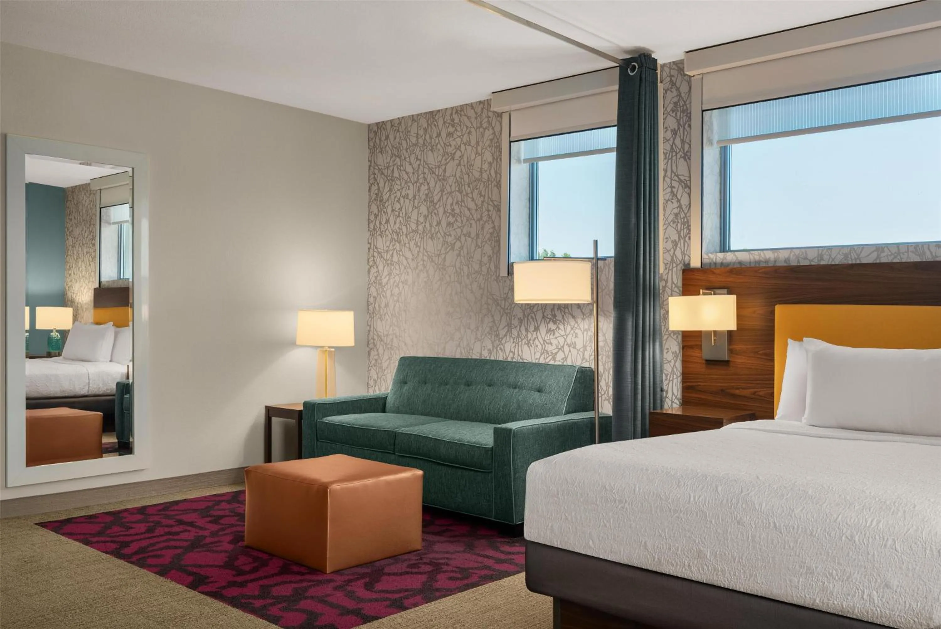 Queen Studio with Roll-In Shower - Mobility Access/Non-Smoking in Home2 Suites by Hilton Baltimore/Aberdeen MD