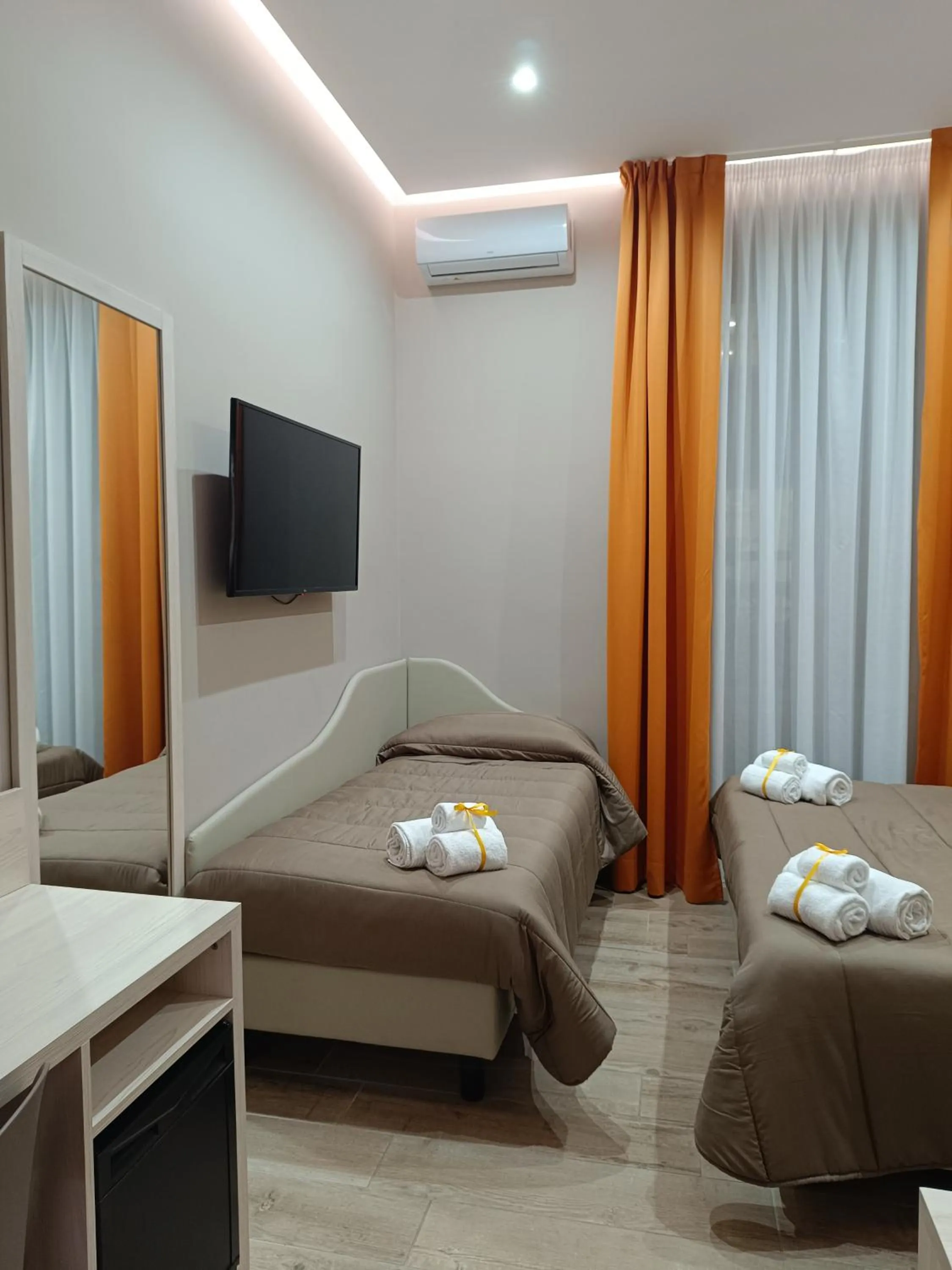 Classic Triple Room in Schilizzi Hotel